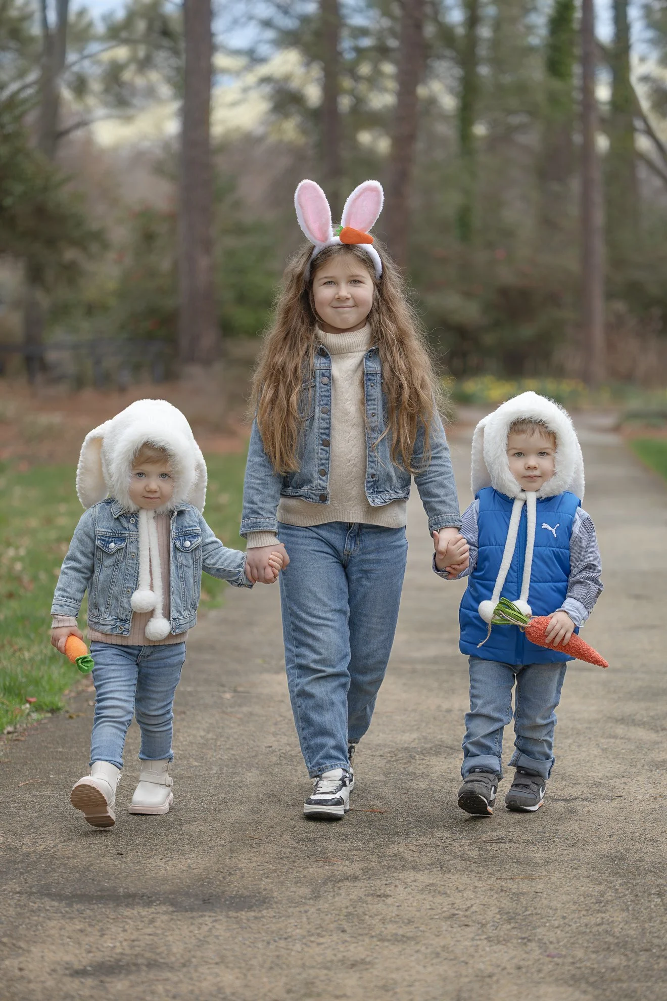 2026_02_28_IMG_0083 - Funny Bunnies Siblings Walking.jpg