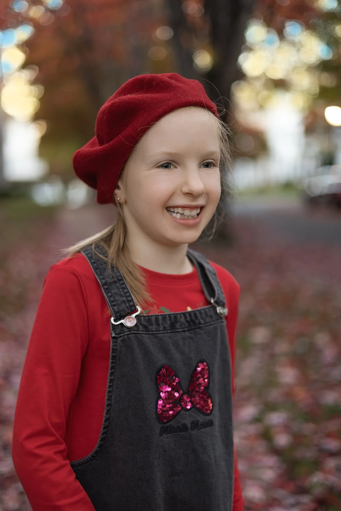 2025_11_05_IMG_0176 Smile Girl Autumn Mood.jpg