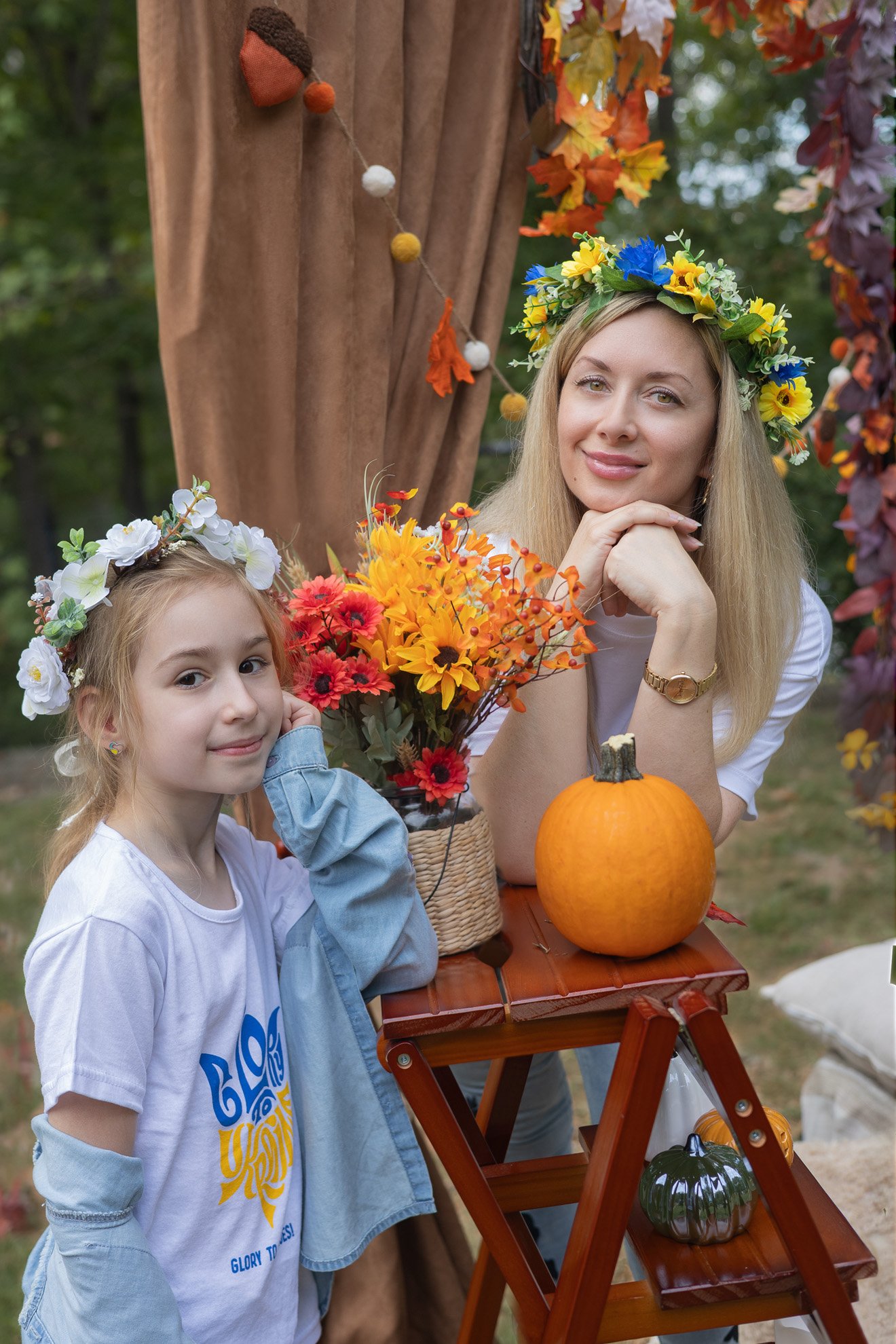 Mom and Daughter Fall Mood