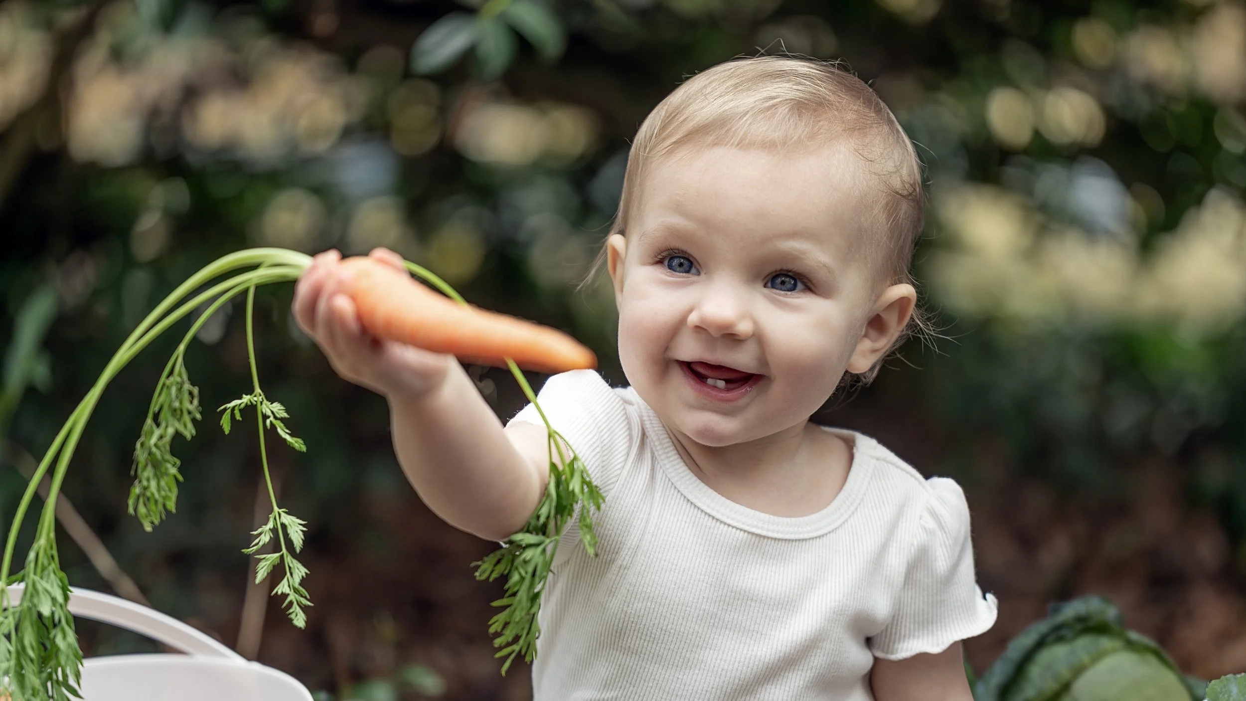 2026_02_28_IMG_0848FunyBabywithCarrot.jpg
