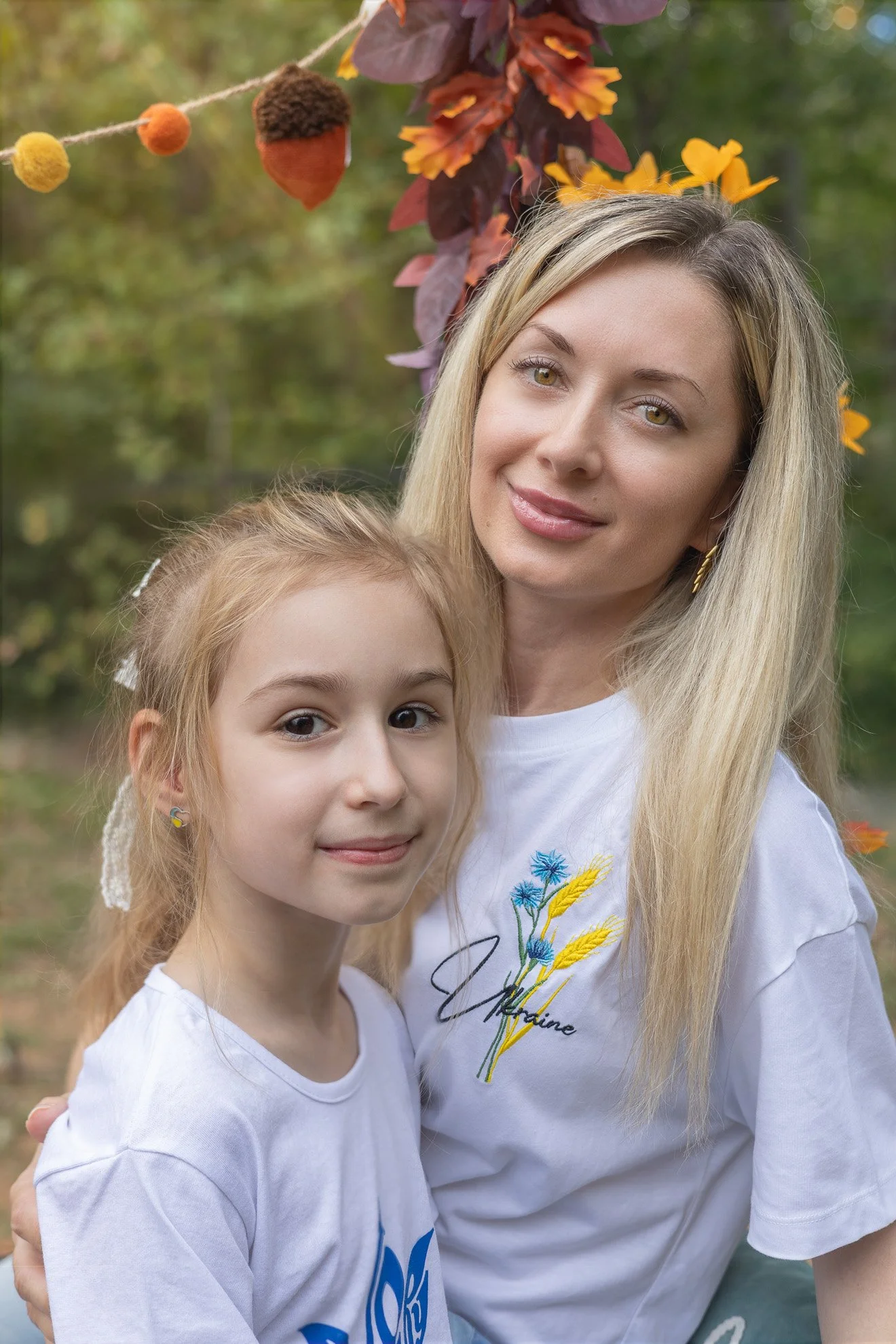 Portrait Mom and Daughter