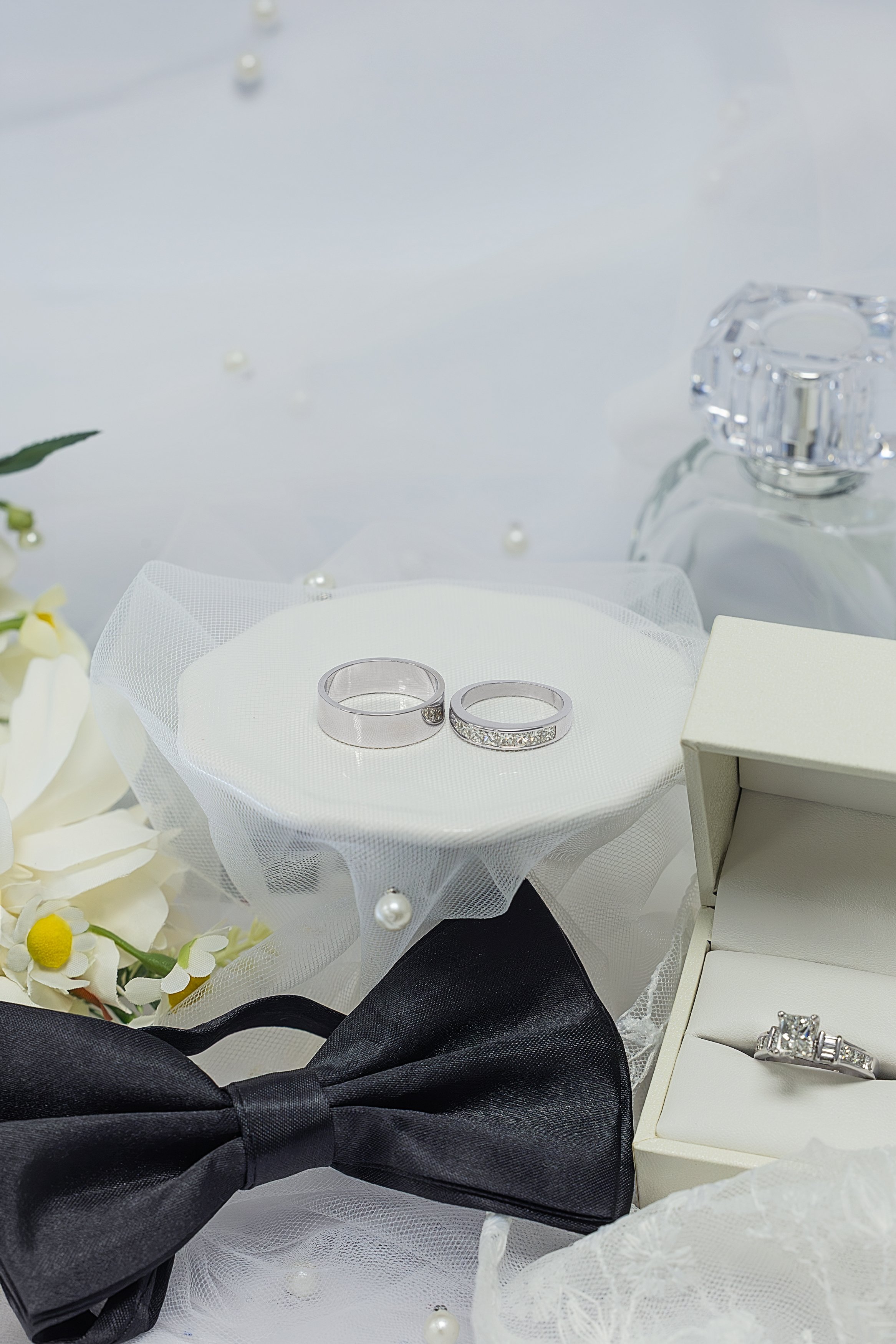 IMG_2026_07_24_0413 Wedding White Gold Rings 3-set.jpg