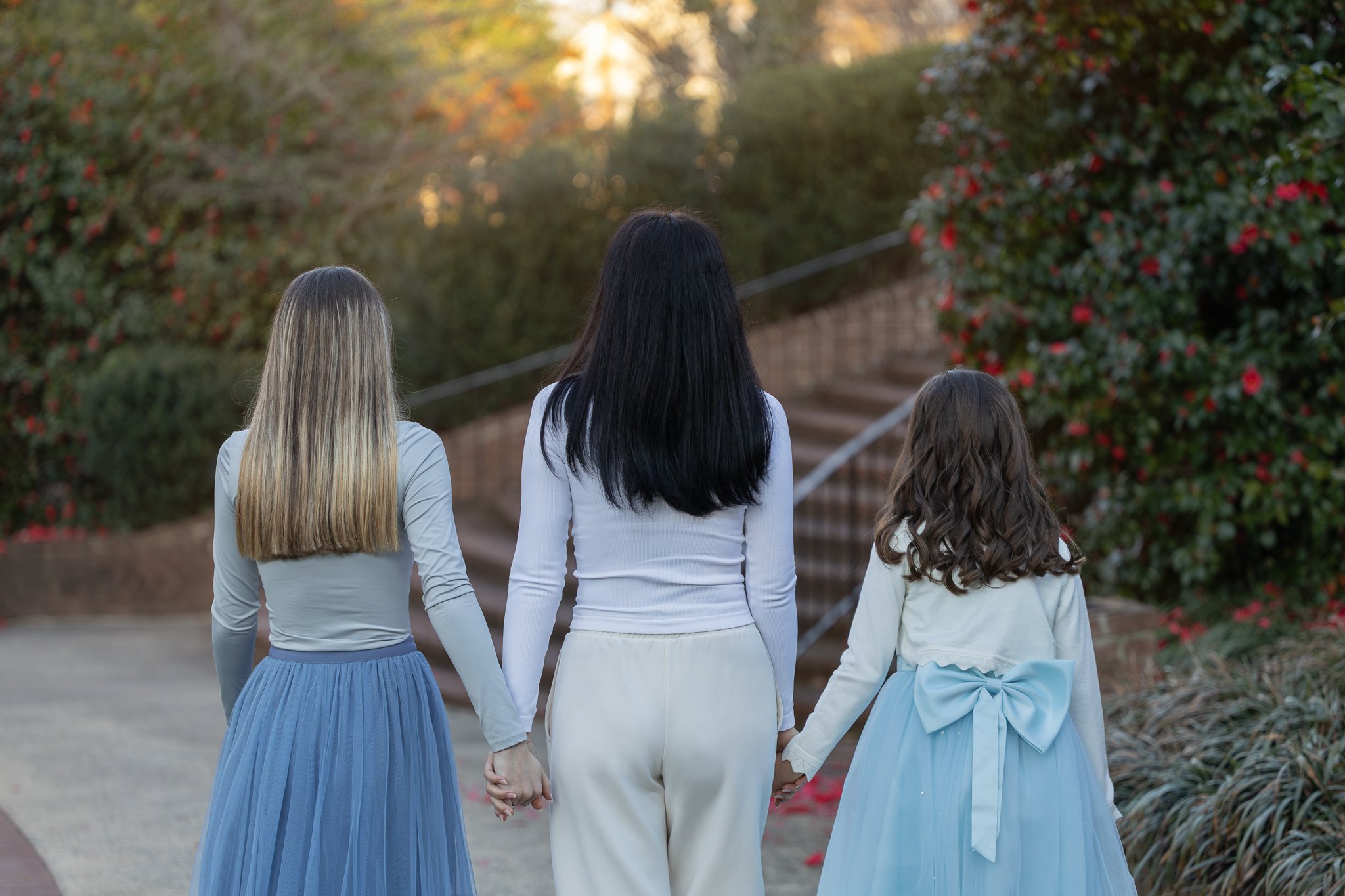 2026_02_28_IMG_3157 Walkin Mom and Daughters.jpg