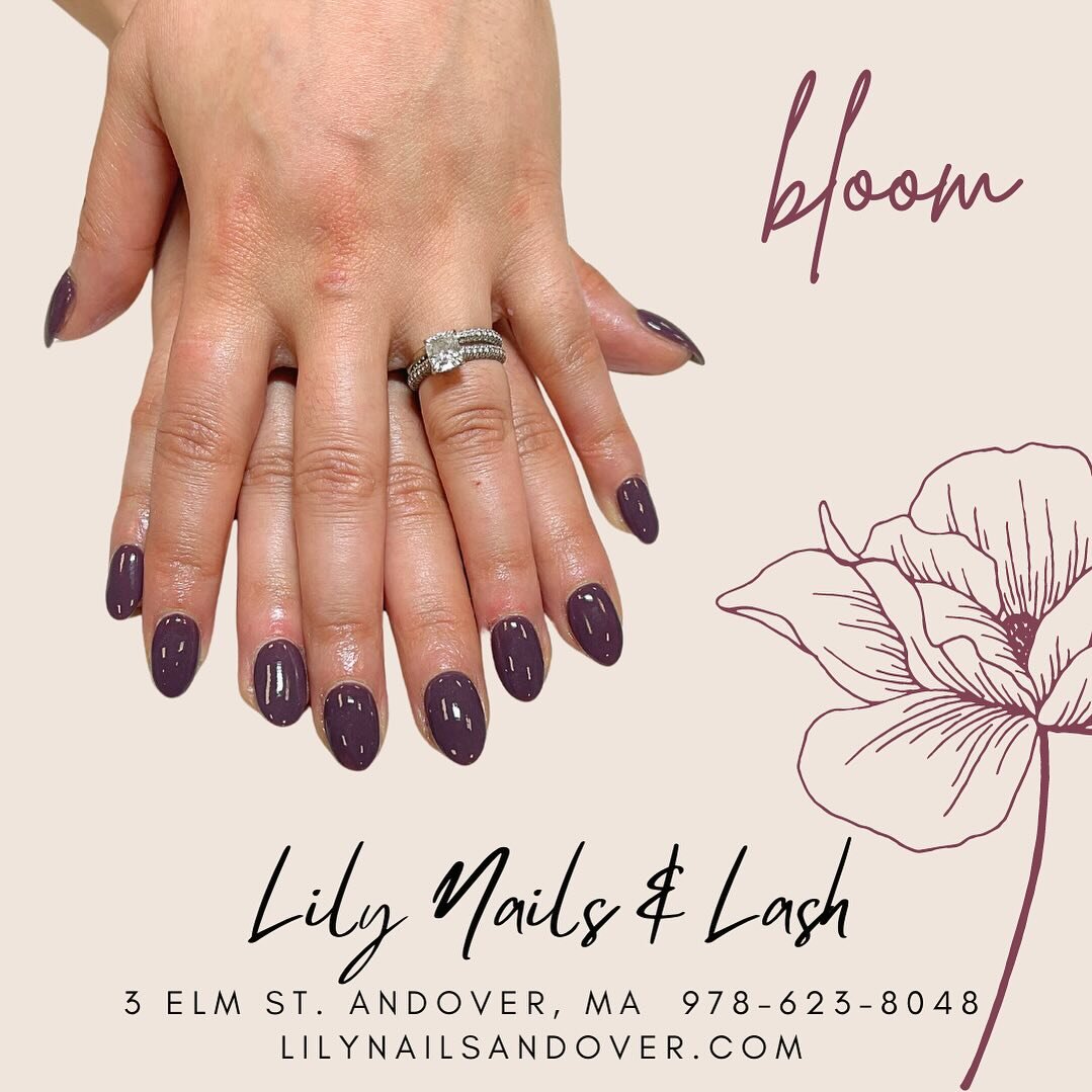 Let yourself bloom naturally, beautifully, passionately. 

#nails #nailsnailsnails #purplenails #loveyourself #lilynailsandover #andoverma