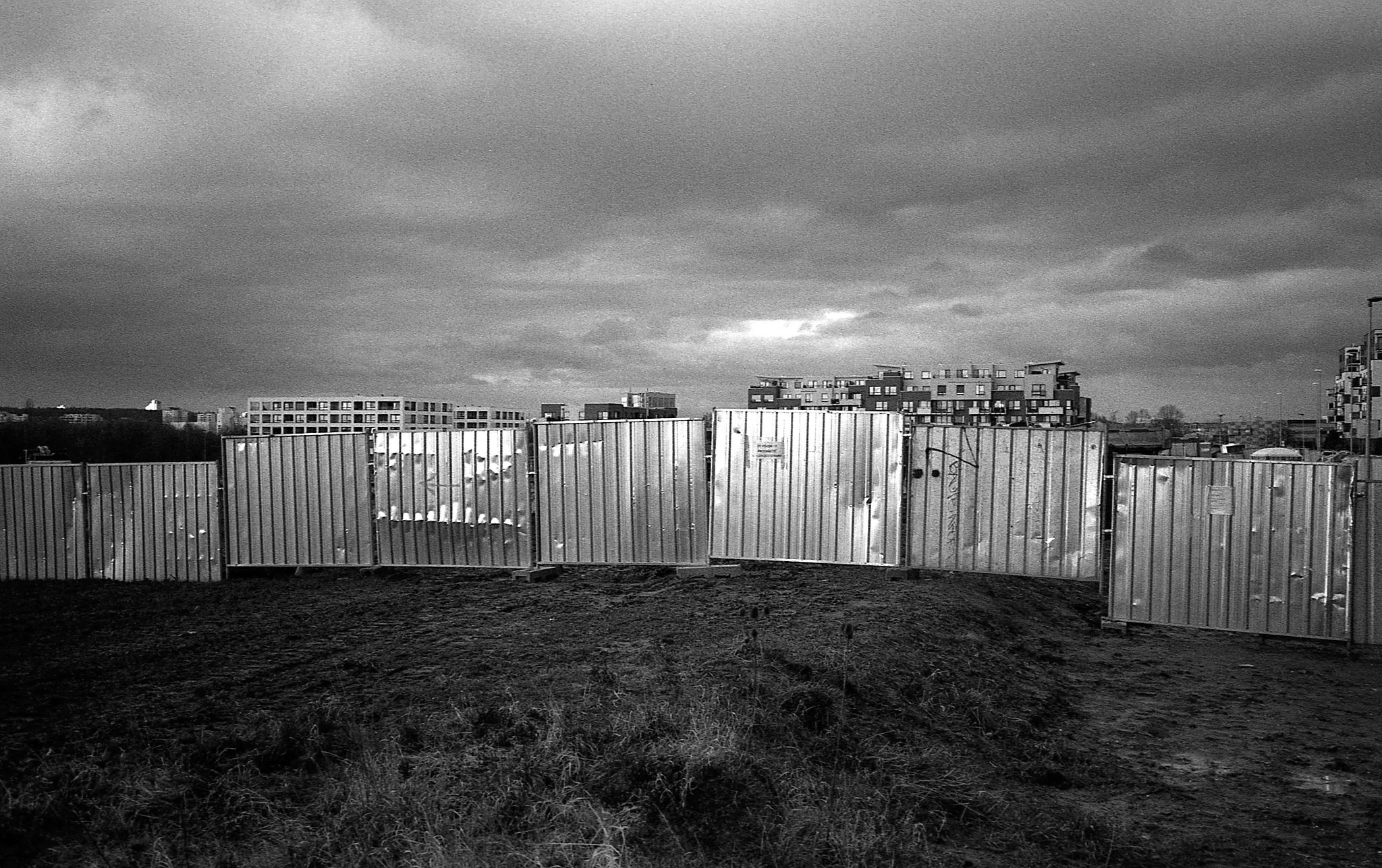 Tibor Mosko  Bytova vystavba Dolni Mecholupy 1.jpg