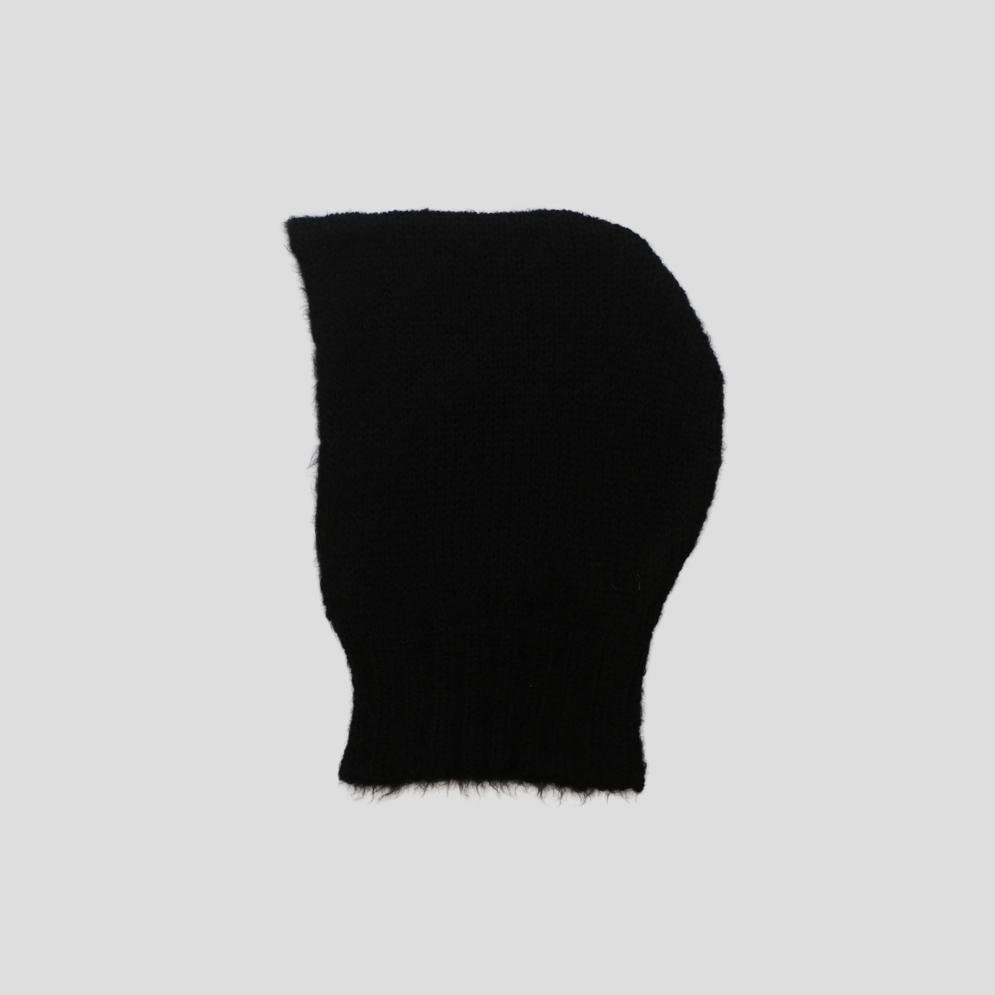 YOKE.STUDIOS.CLOTHING.AW26.BLKsnood.png