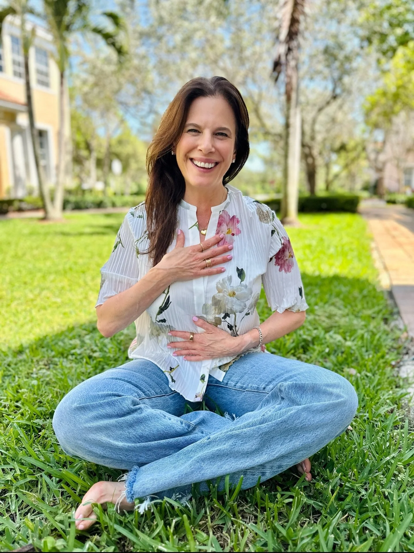 🌿 Gratitude for This Body, This Season

Today, I&rsquo;m sitting in deep gratitude &mdash; for my body, for its wisdom, and for the way it continues to guide me through every season of womanhood.

We spend so much time thinking about what our hormon