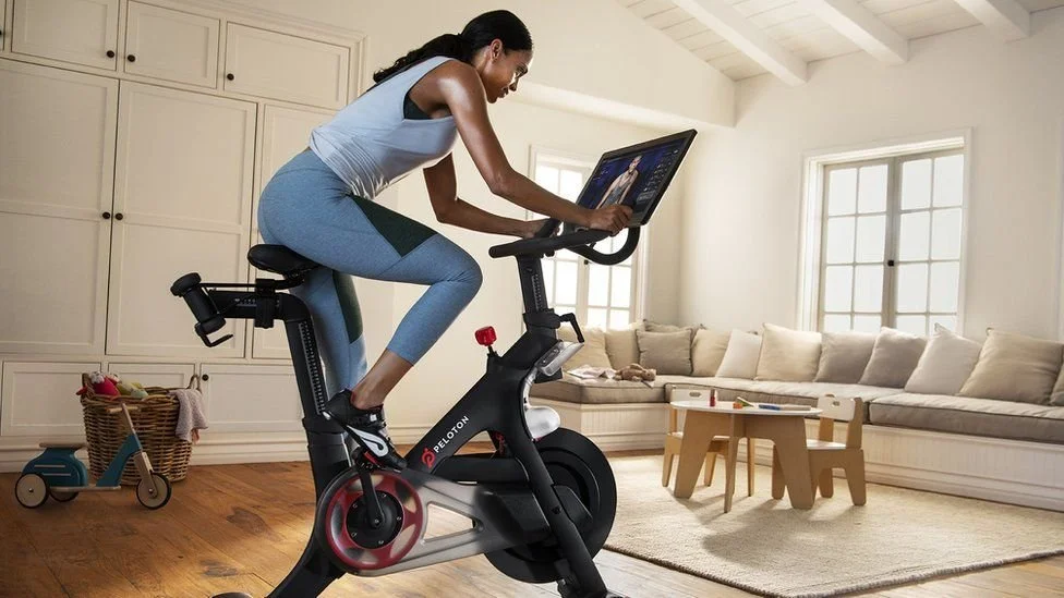 PELOTON BIKE 