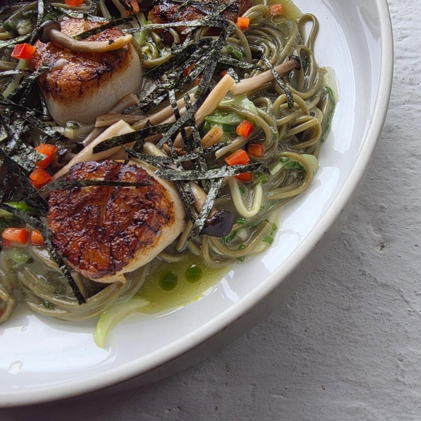 Scallops: green tea soba, yuzu + dashi butter, shrooms,  green onion, nori

On tonight