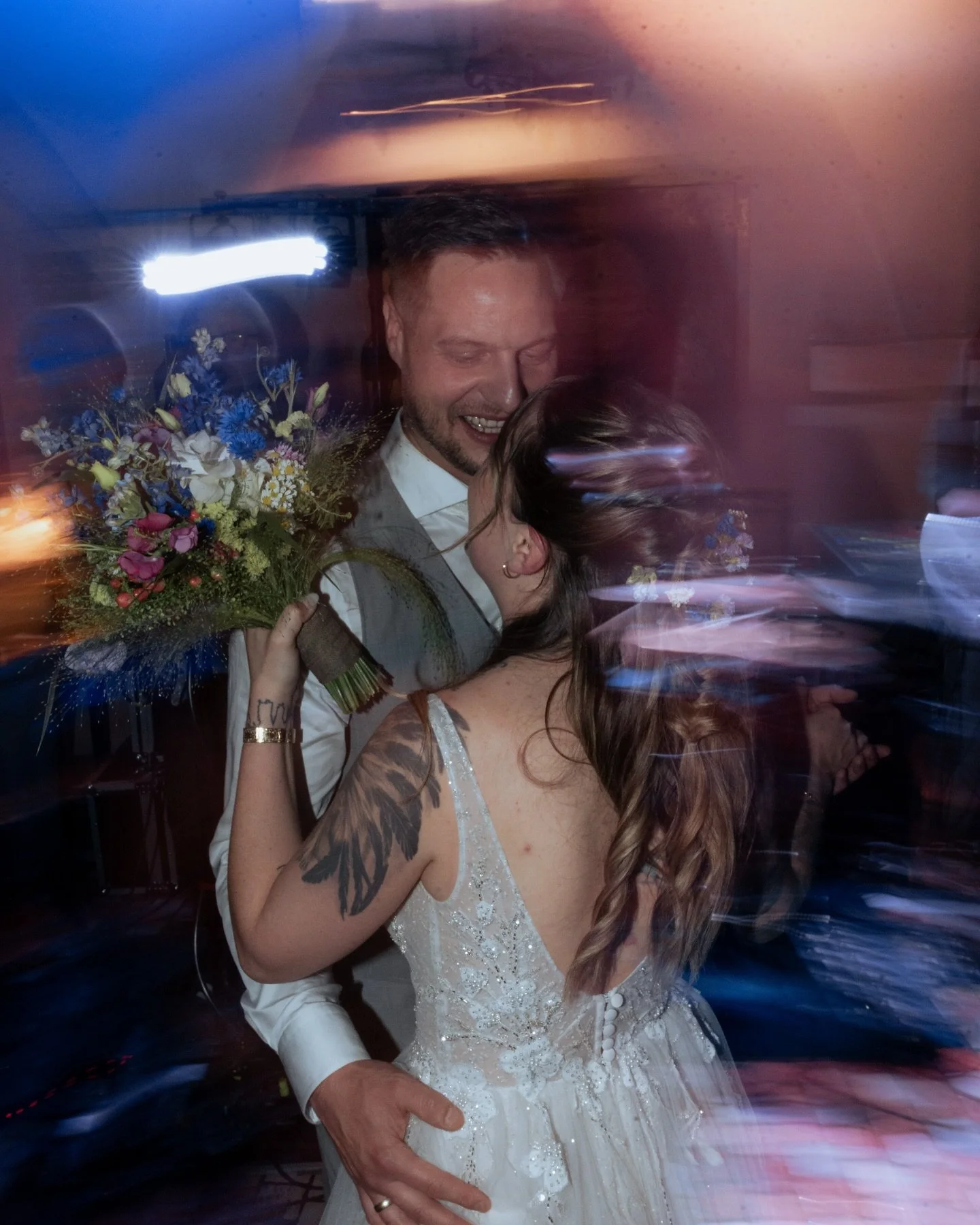V&amp;D celebrating their love in our beloved tyrol, austria last saturday. Absolutely loved every second of this emotional wedding &mdash; Thank you so much for your trust in us &amp; our work, sweethearts! xxx

Venue: @gutmatzen 

#hochzeitsfotogra