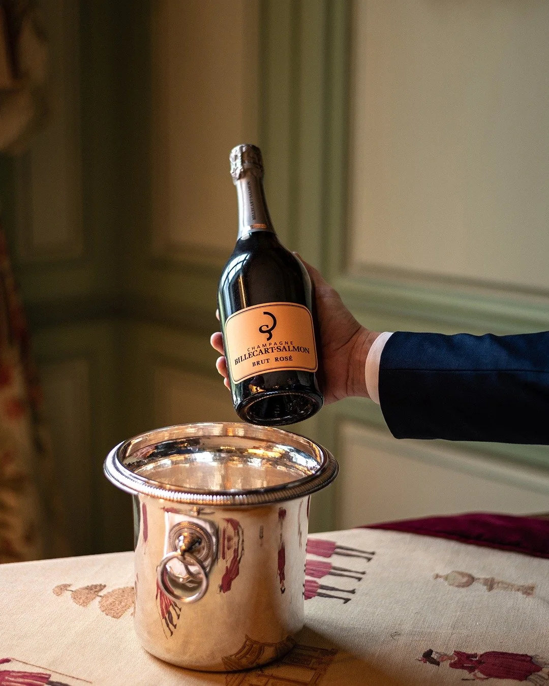 Ch&acirc;teau de Mareuil

-
S&eacute;rie pour un d&icirc;ner d'affaires