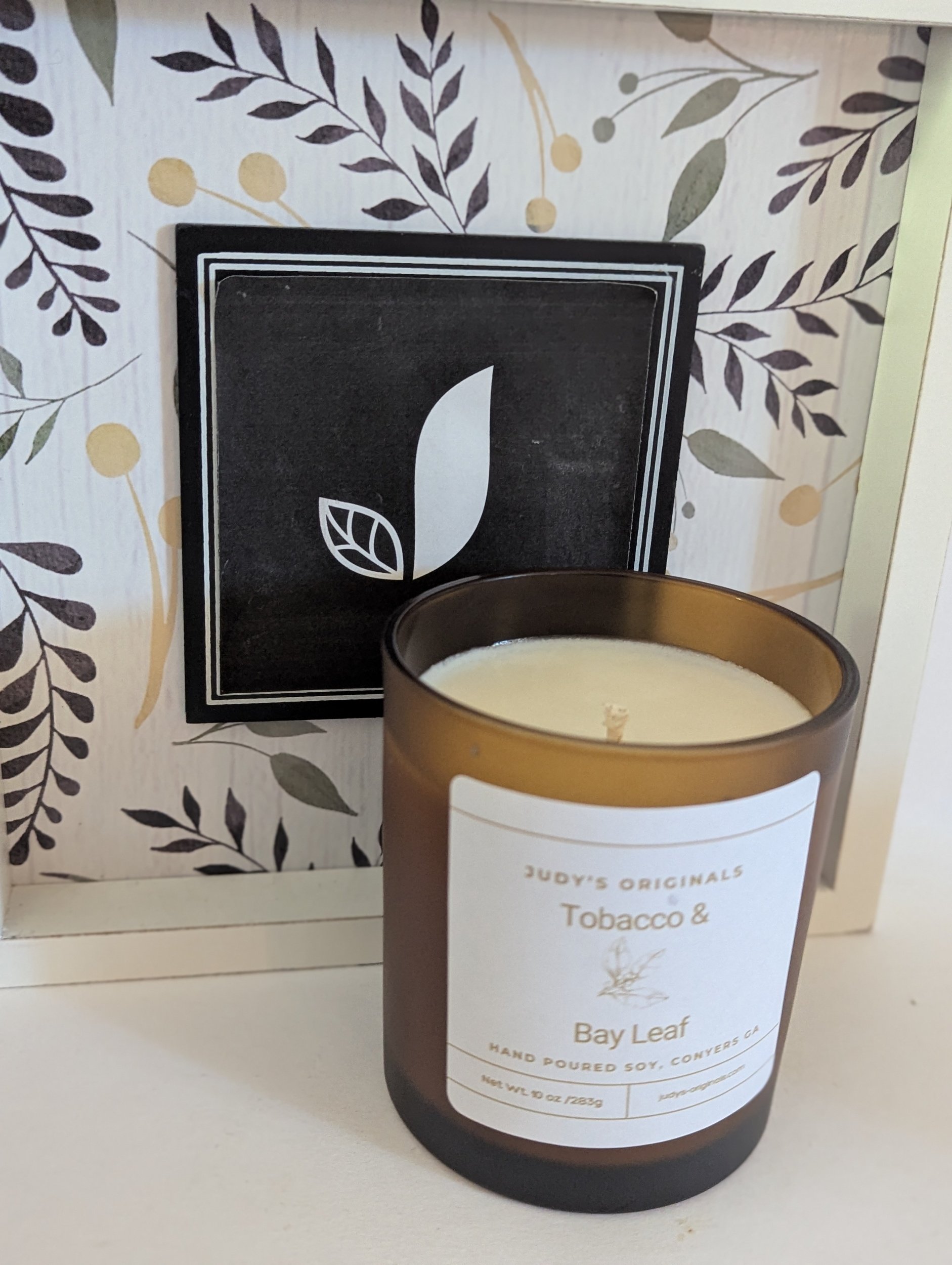 Tobacco & Bay Leaf Soy Candle