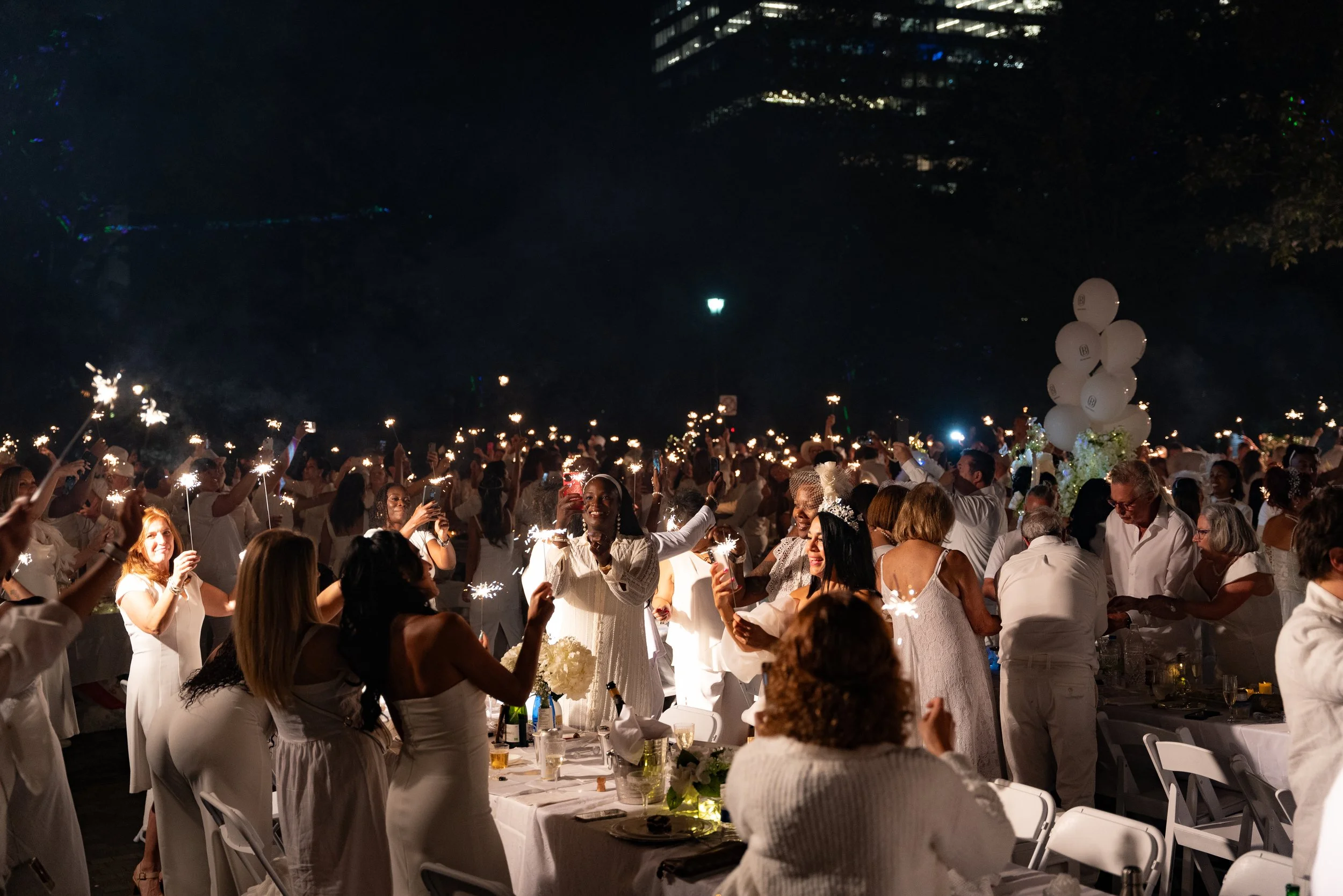 DinerenBlancMontréal2024_ThomasDesjardins-191.jpg