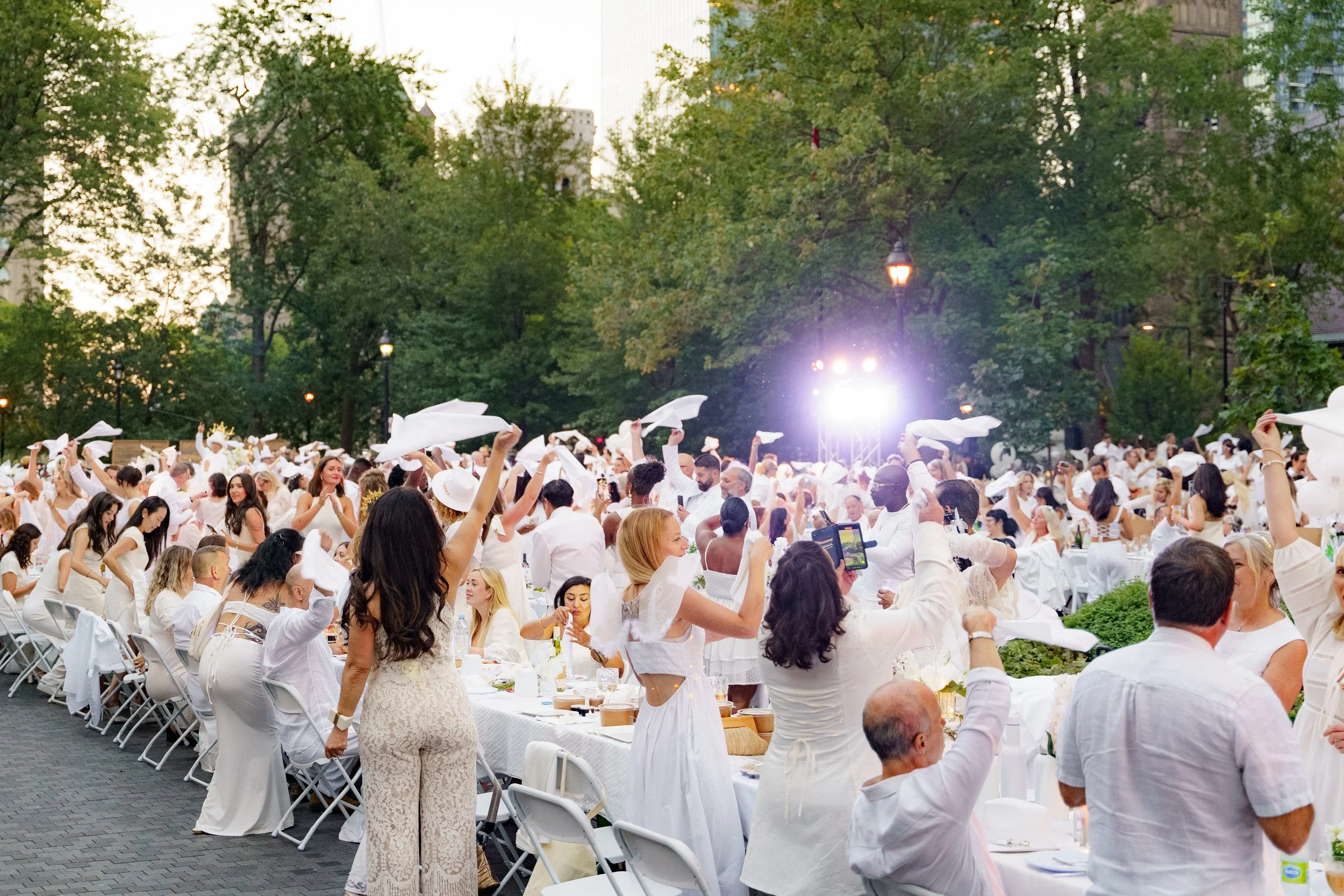 DinerenBlancMontréal2024_ThomasDesjardins-096.jpg