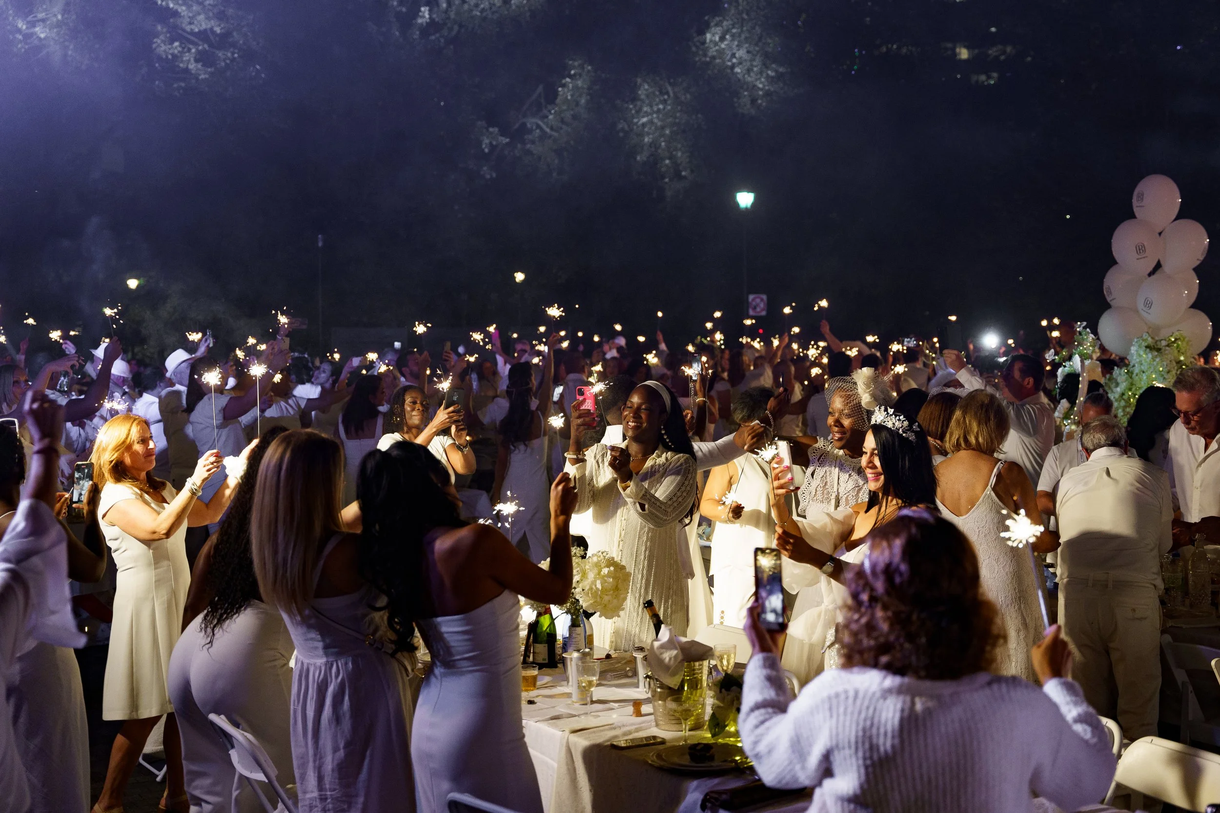 DinerenBlancMontréal2024_ThomasDesjardins-189.jpg
