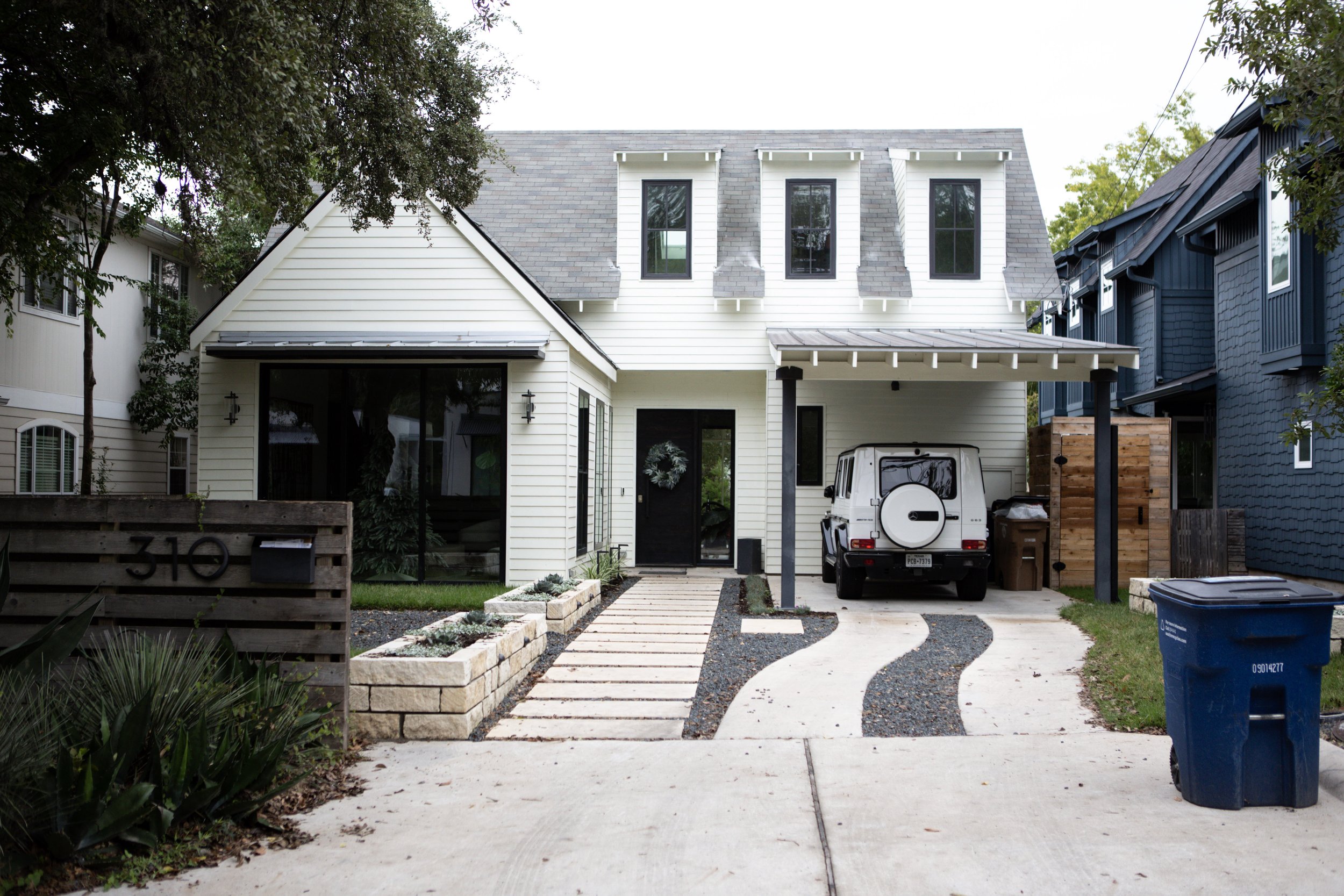 The recent build at 310 W Milton St. stands directly across Casa Neverlandia, one of the many houses rapidly replacing historic Austin homes.