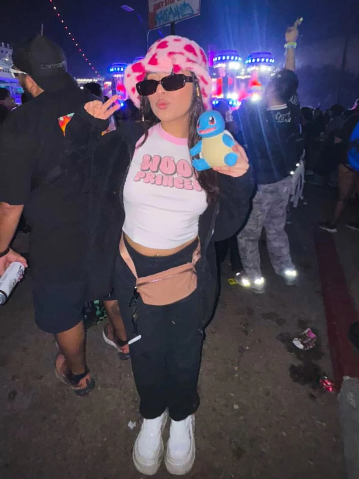 WOOKING COMFTY AND CUTE 🤭🩷 @xoxovaniia 
.
.
.
.
.
.
#wook #subtronics #apocolypsefestival