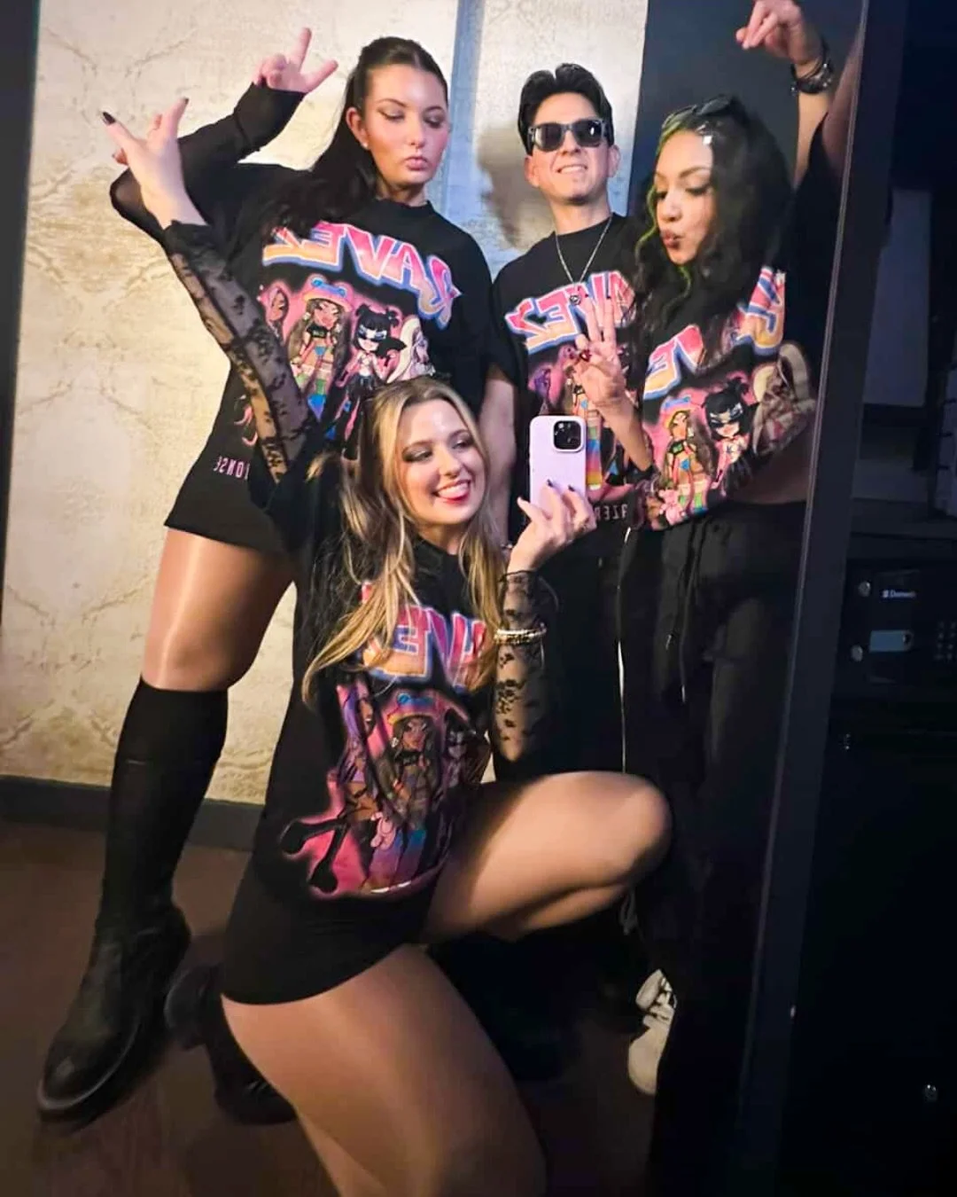 EDC IS A MONTH AWAY! WE GOT YOU ON THE GROUP SQUAD FITS 💪🔥✨
.
.
.
.
.
.
#edc #edclv #squad #ravers #plur