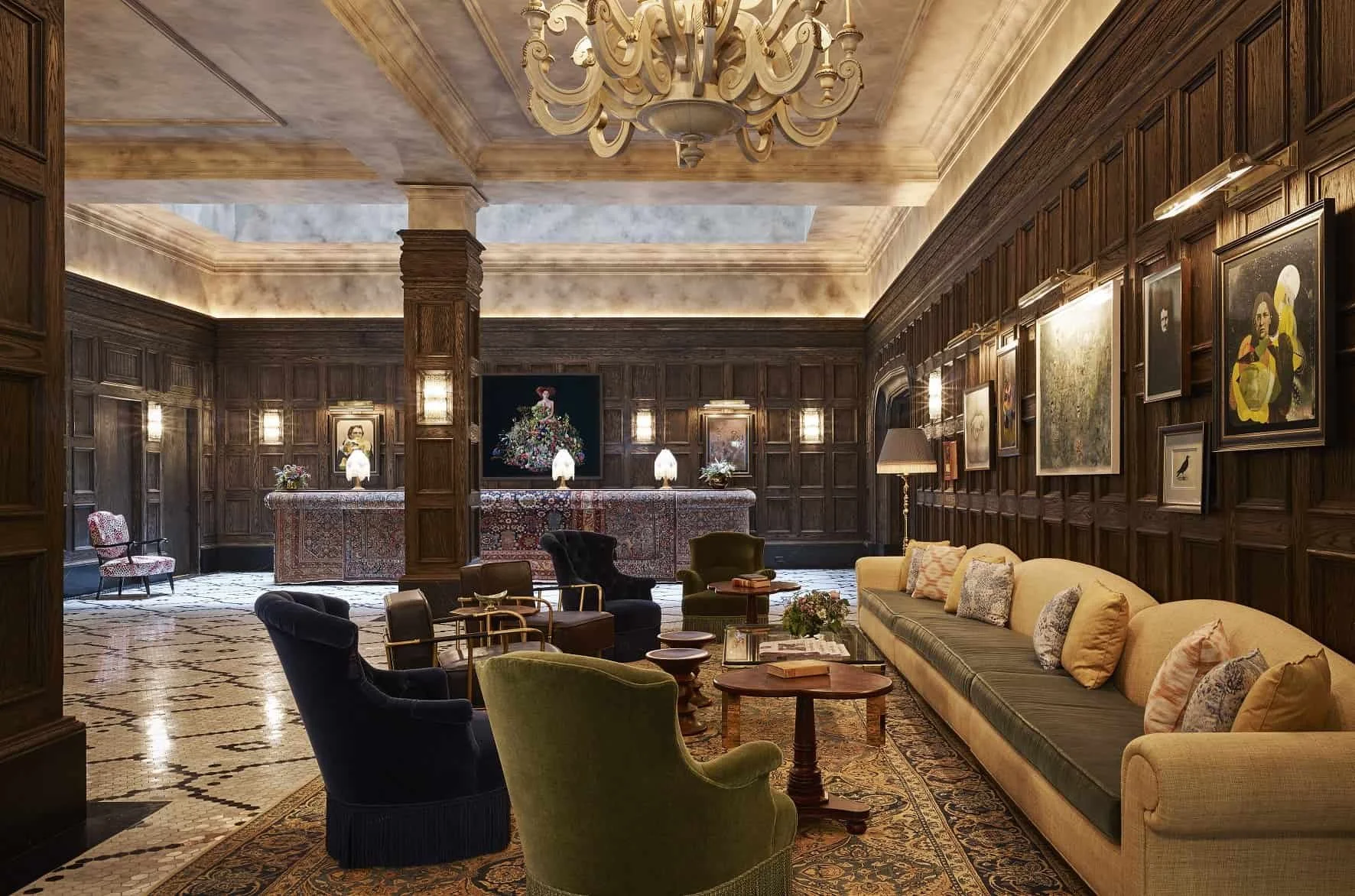 The Beekman Hotel. Image courtesy of Bjorn. 