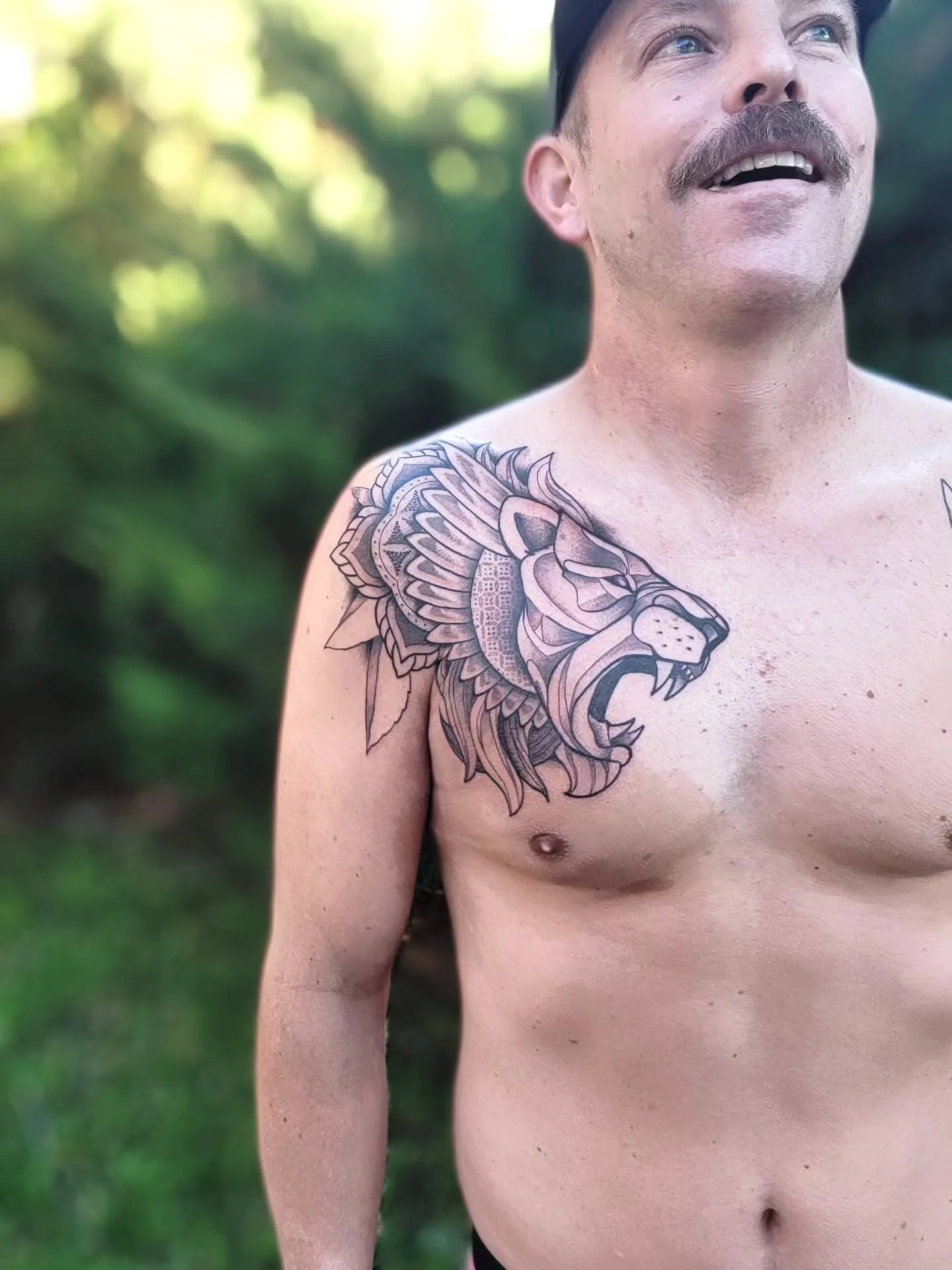 Lion for Anders thanks brooooo! Half day sesh.

FOR BOOKING:

TEXT MESSAGE CARBONDALE:

8159991647

TEXT MESSAGE PARACHUTE:

9709813710

#tattoo #liontattoo #geometriclion #mandala #tattooart