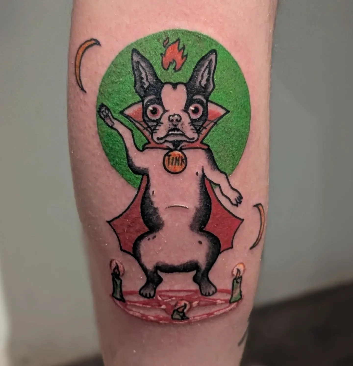 Honored to do this tattoo of Tinkerbell for Sam who has an incredible tatt collection! So fun!

#tattoo #colortattoo #illustativetattoo