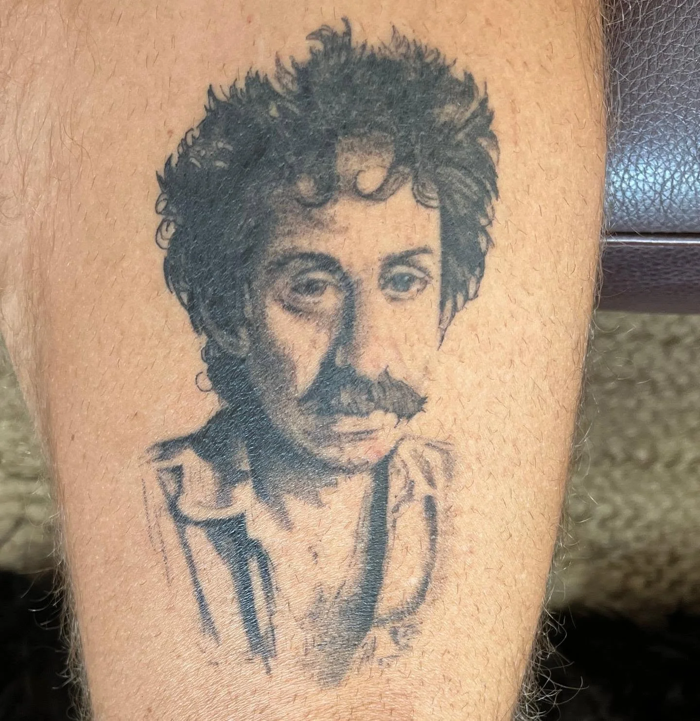 About a week and a half healed! Looking fab🙏

Looking to do some more realism holler if you're interested!

#blackandgreyportrait #portraittattoo #realismtattoo