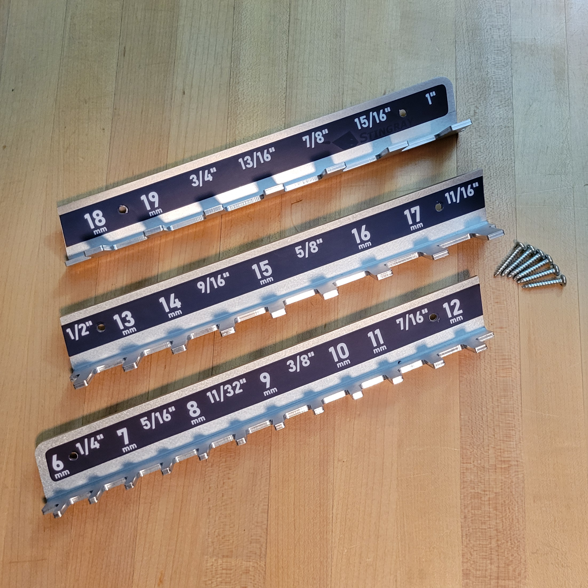 SDM-260505-H, Hybrid Wrench Hanger, AFFINITY, TABLETOP VIEW1.png