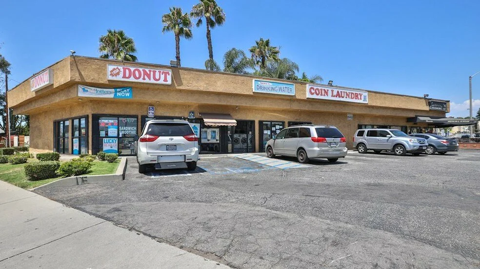 Long Beach OM - 3401 Pacific Pl.jpg