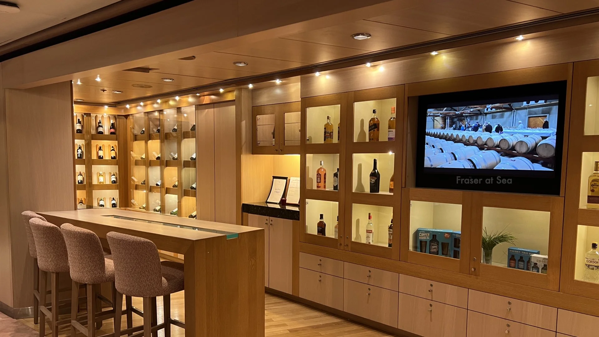 Borealis Ship Tour Photos.024.jpeg