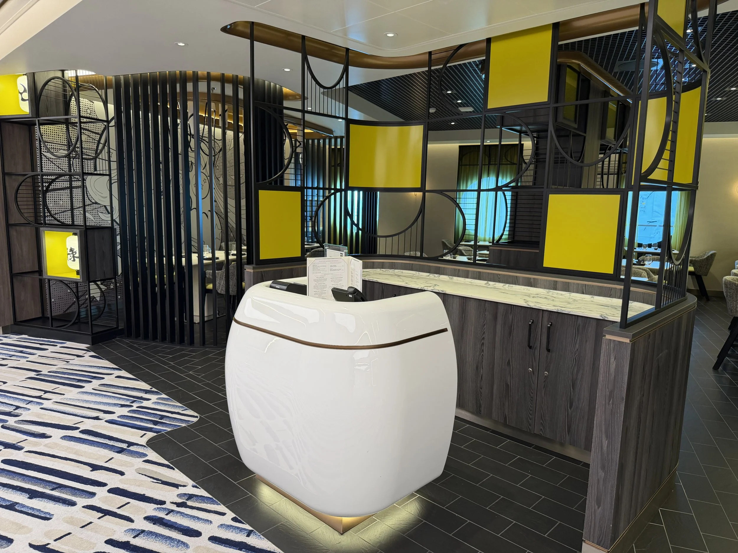 Nama Sushi &amp; Sashimi onboard Norwegian Luna, © Fraser at Sea