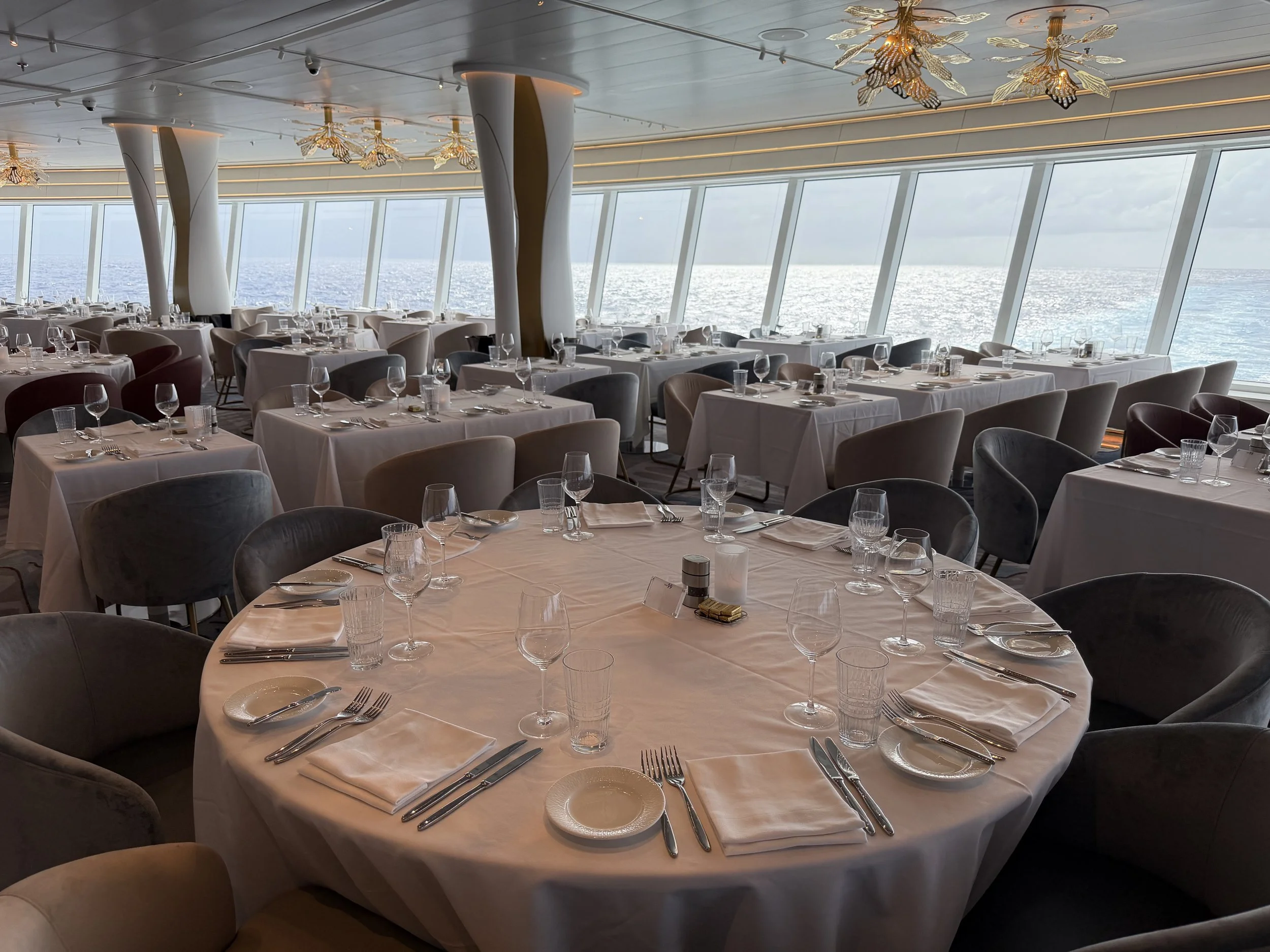 Hudson's onboard Norwegian Luna, © Fraser at Sea