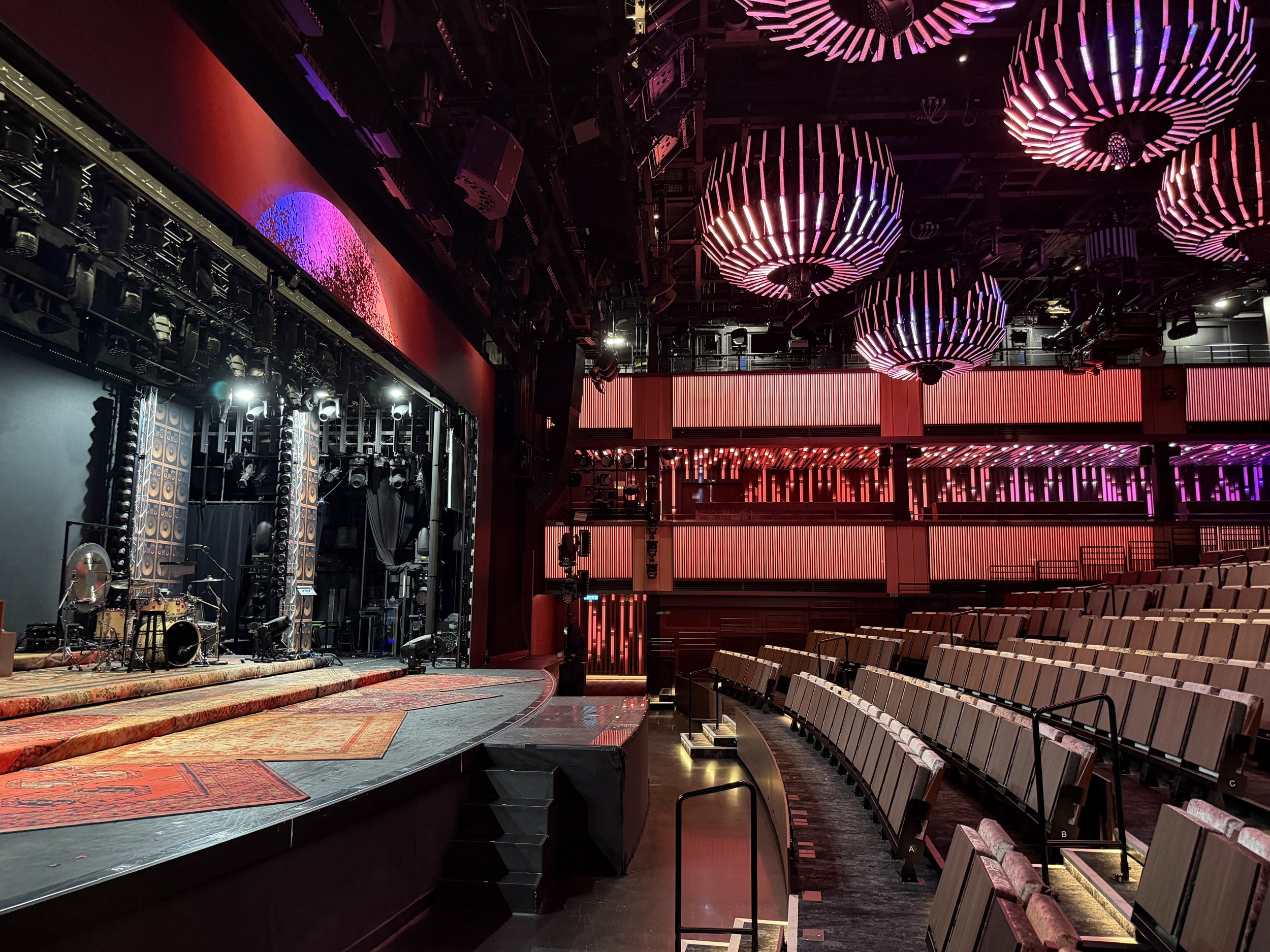 The Luna Theater and Club onboard Norwegian Luna, © Fraser at Sea