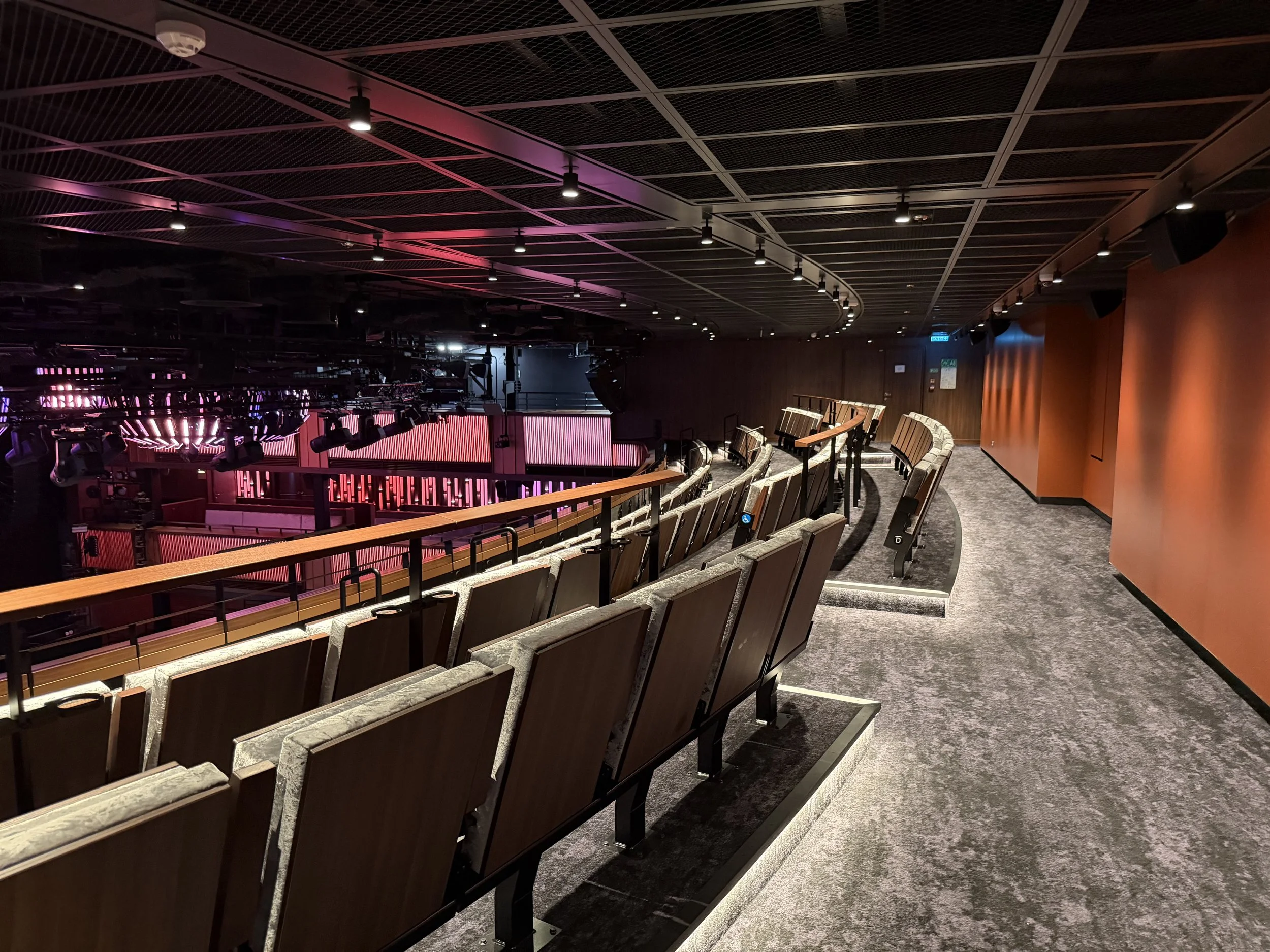 The Luna Theater and Club onboard Norwegian Luna, © Fraser at Sea