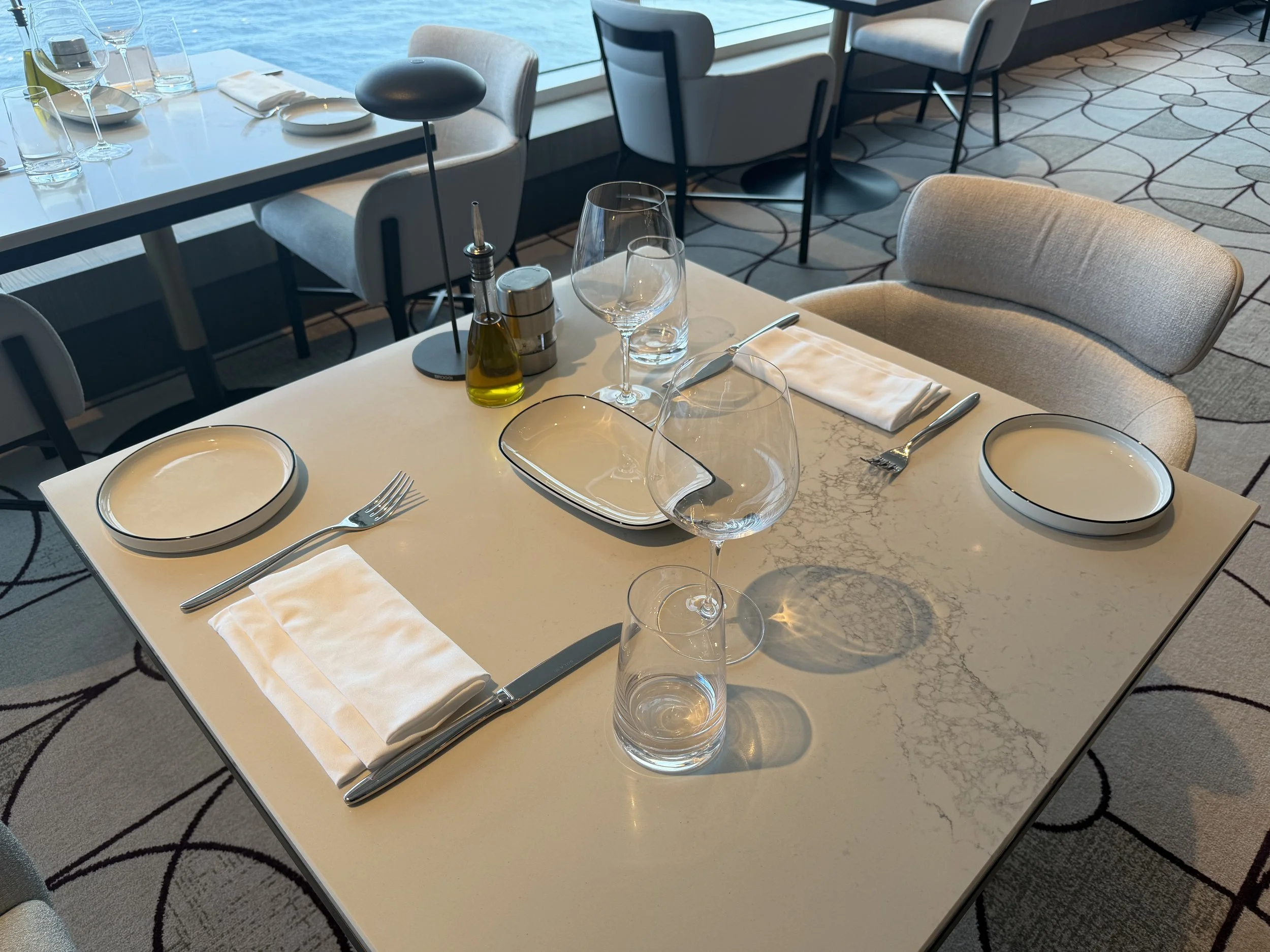 Palomar onboard Norwegian Luna, © Fraser at Sea