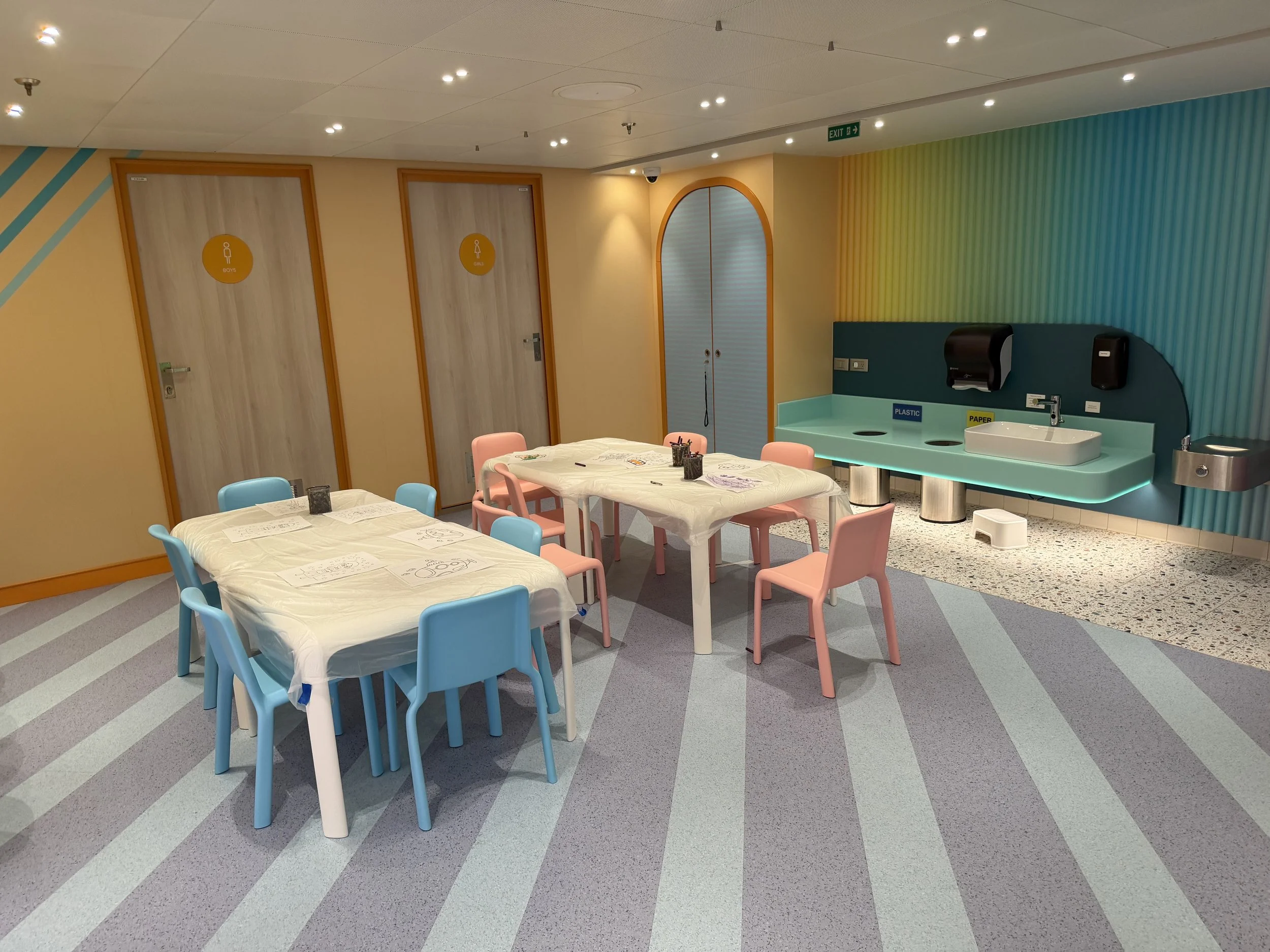 Splash Academy onboard Norwegian Luna, © Fraser at Sea