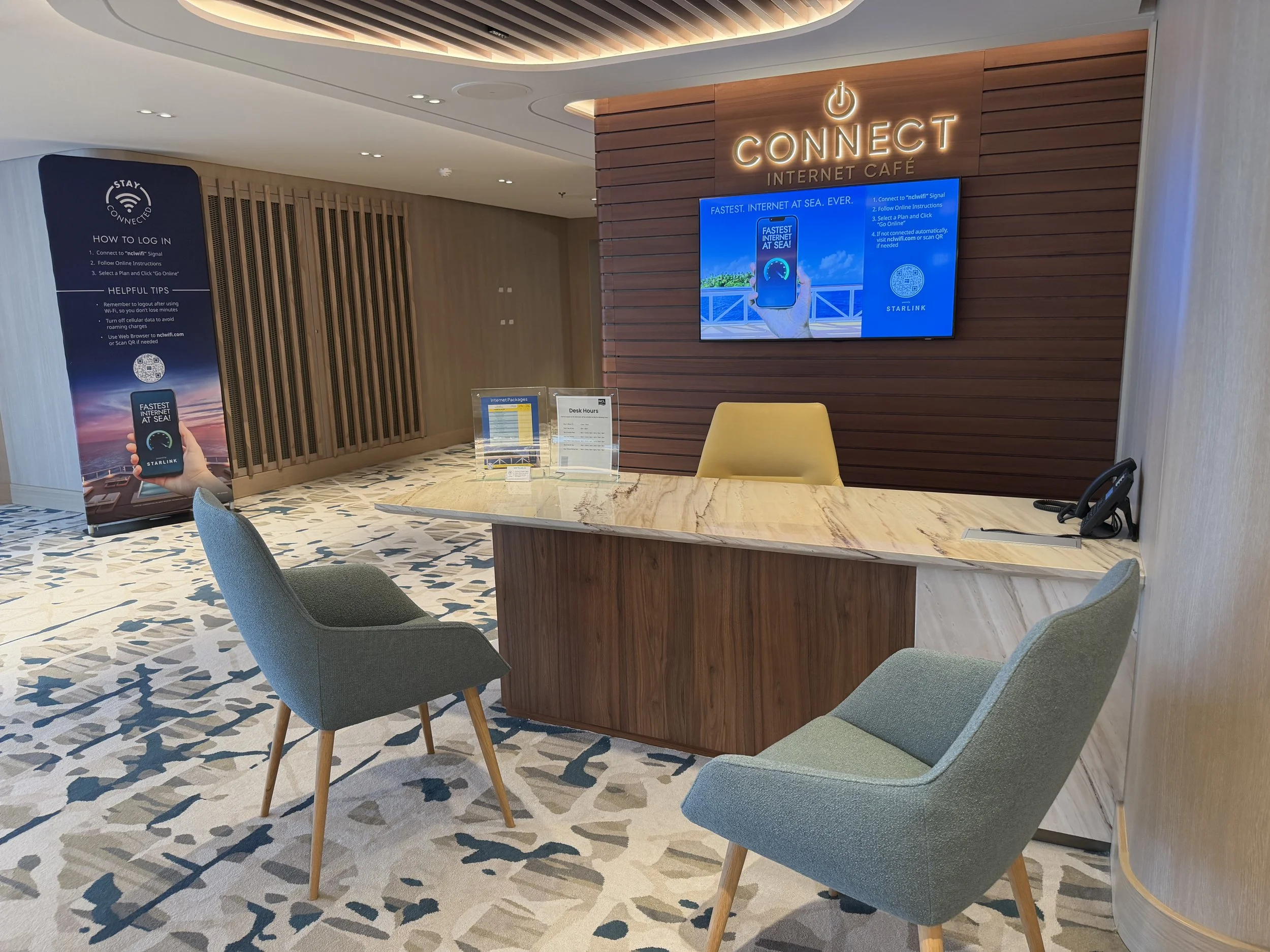 Internet Desk onboard Norwegian Luna, © Fraser at Sea