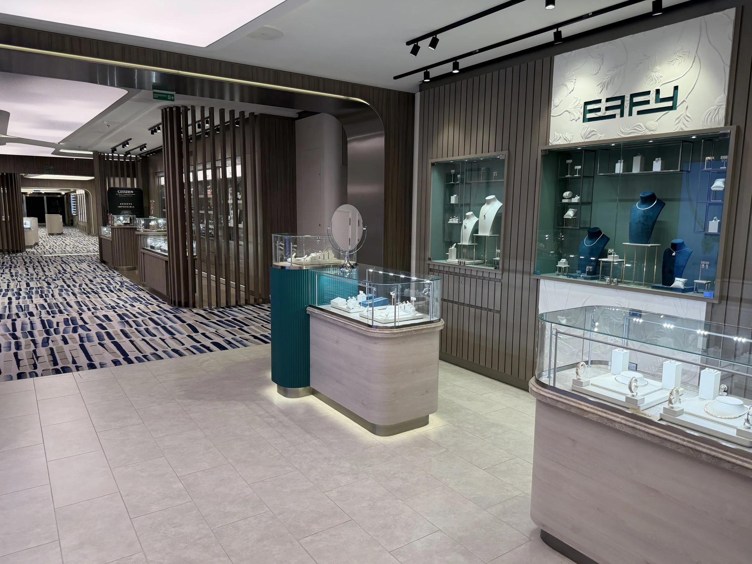 The Gateway onboard Norwegian Luna, © Fraser at Sea