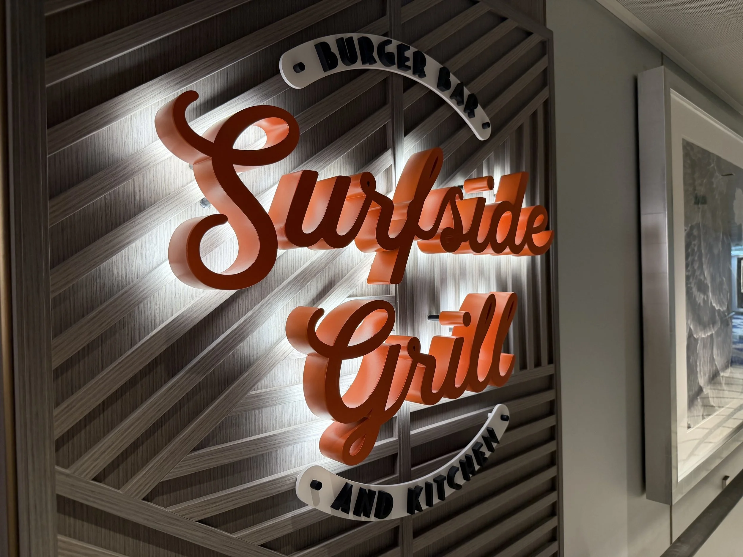 Surfside Cafe and Surfside Grill onboard Norwegian Luna, © Fraser at Sea