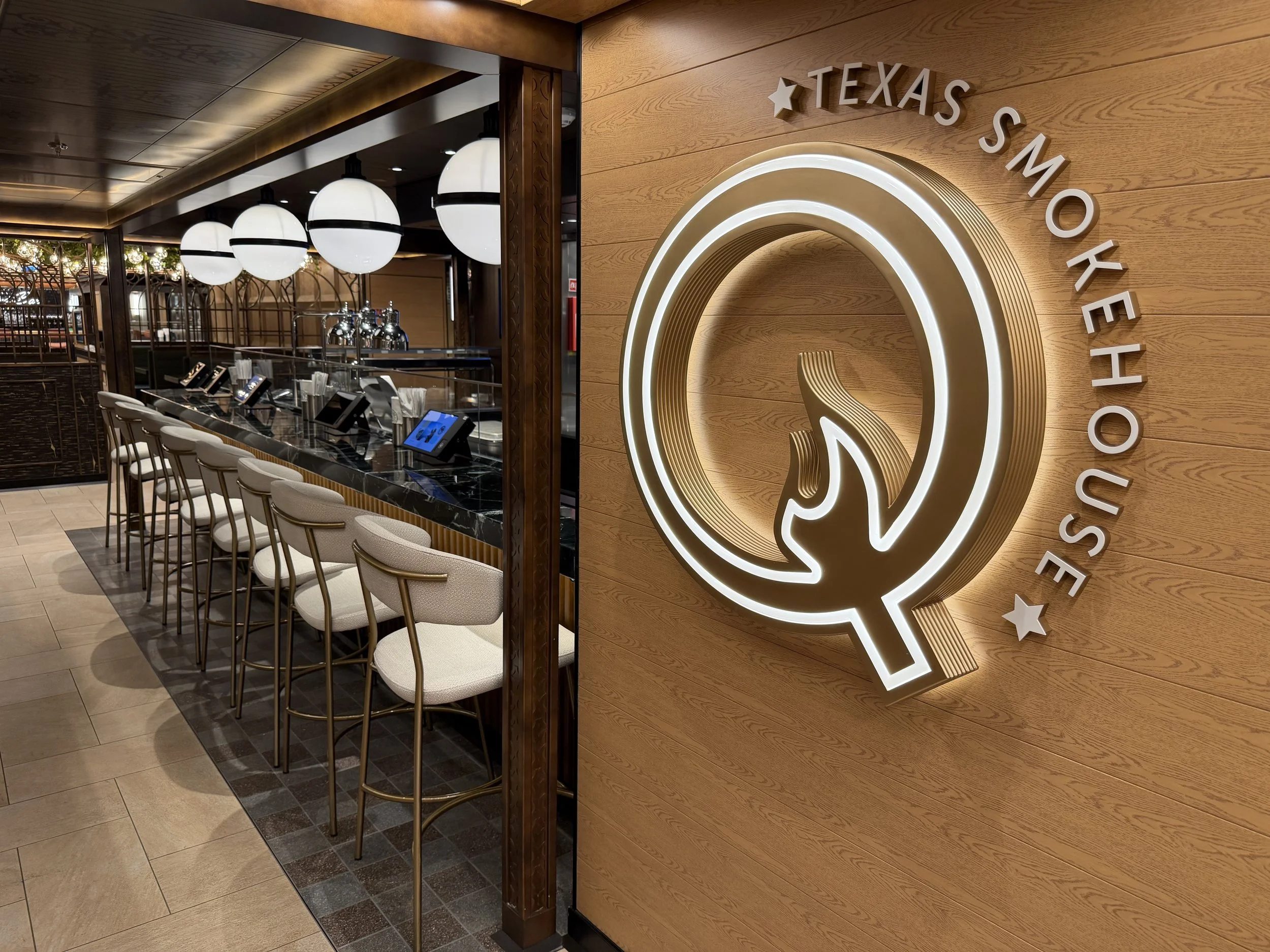 Indulge Food Hall onboard Norwegian Luna, © Fraser at Sea