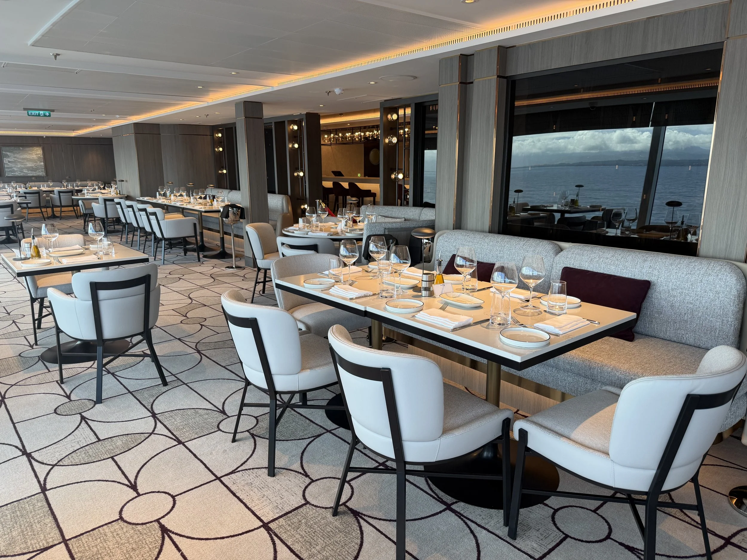 Palomar onboard Norwegian Luna, © Fraser at Sea