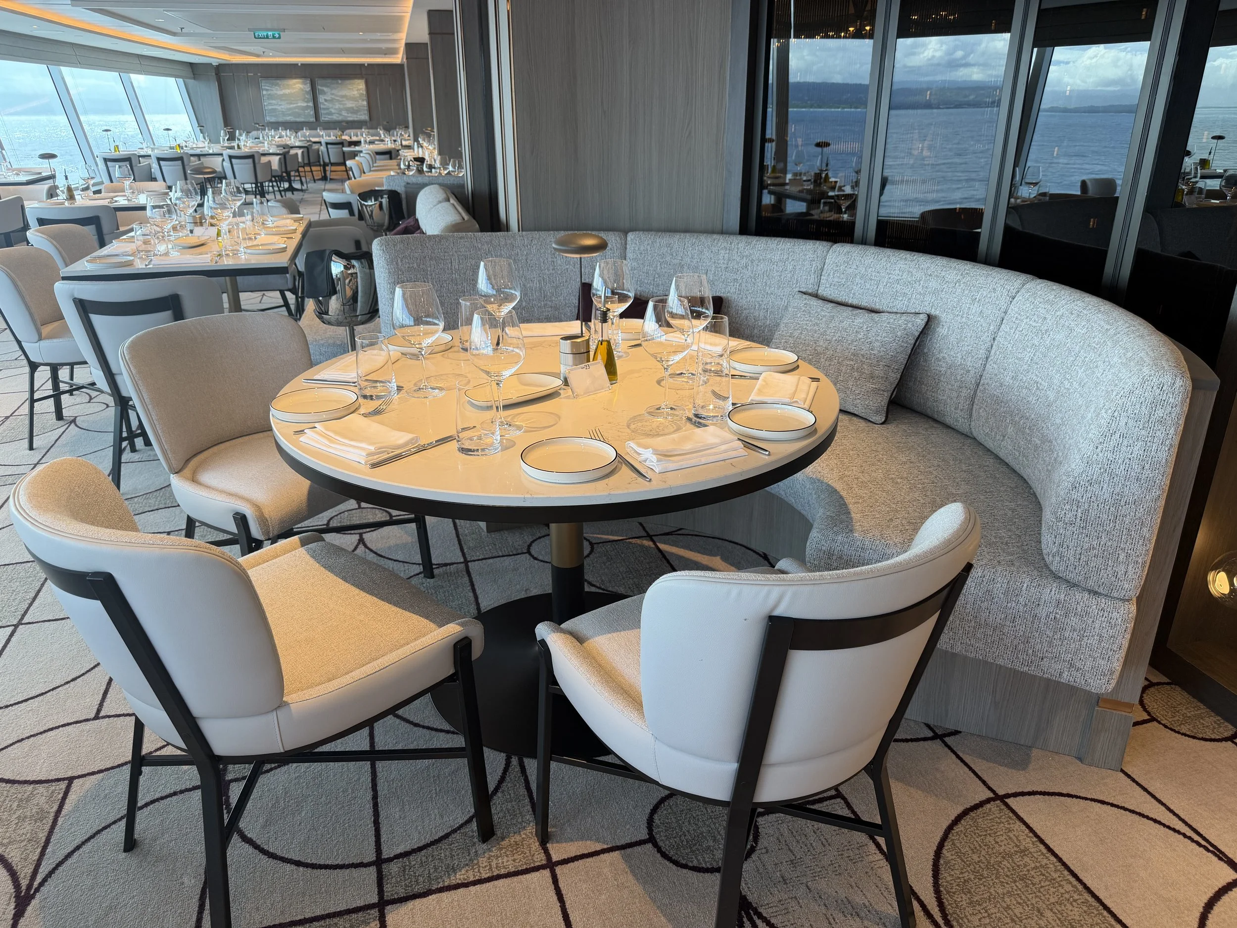 Palomar onboard Norwegian Luna, © Fraser at Sea