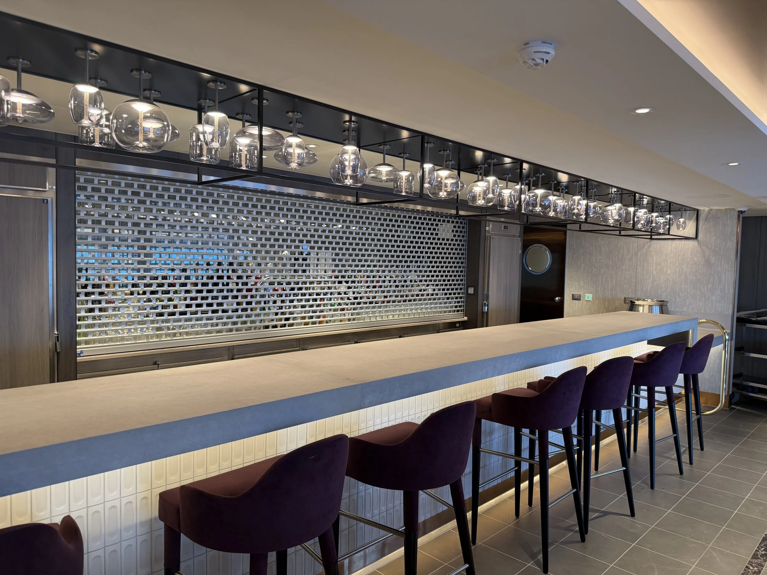 The Bar at Palomar onboard Norwegian Luna, © Fraser at Sea