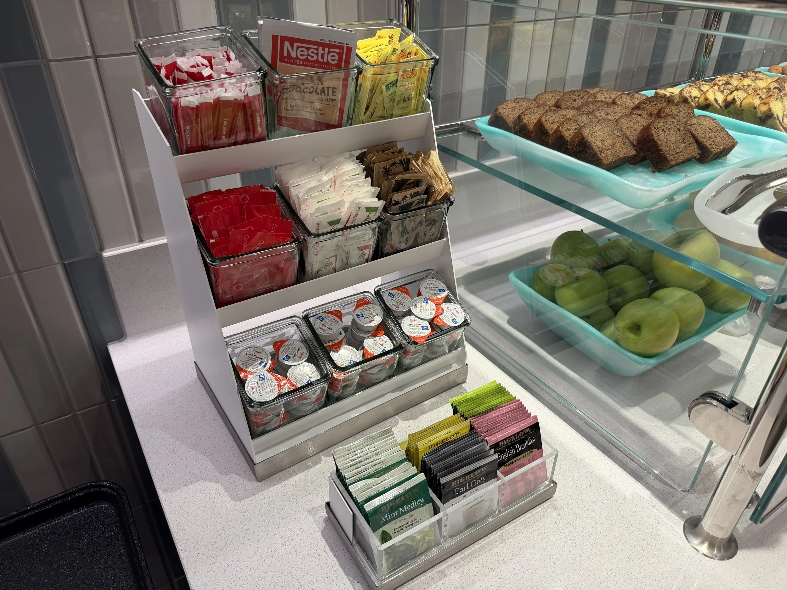 Refreshments within the Studio Lounge onboard NCL Luna