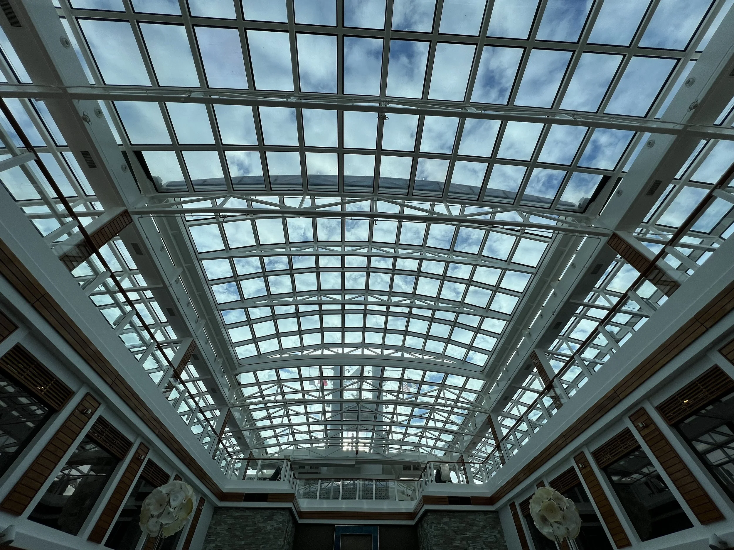 The Haven Courtyard onboard Norwegian Escape, © Fraser at Sea