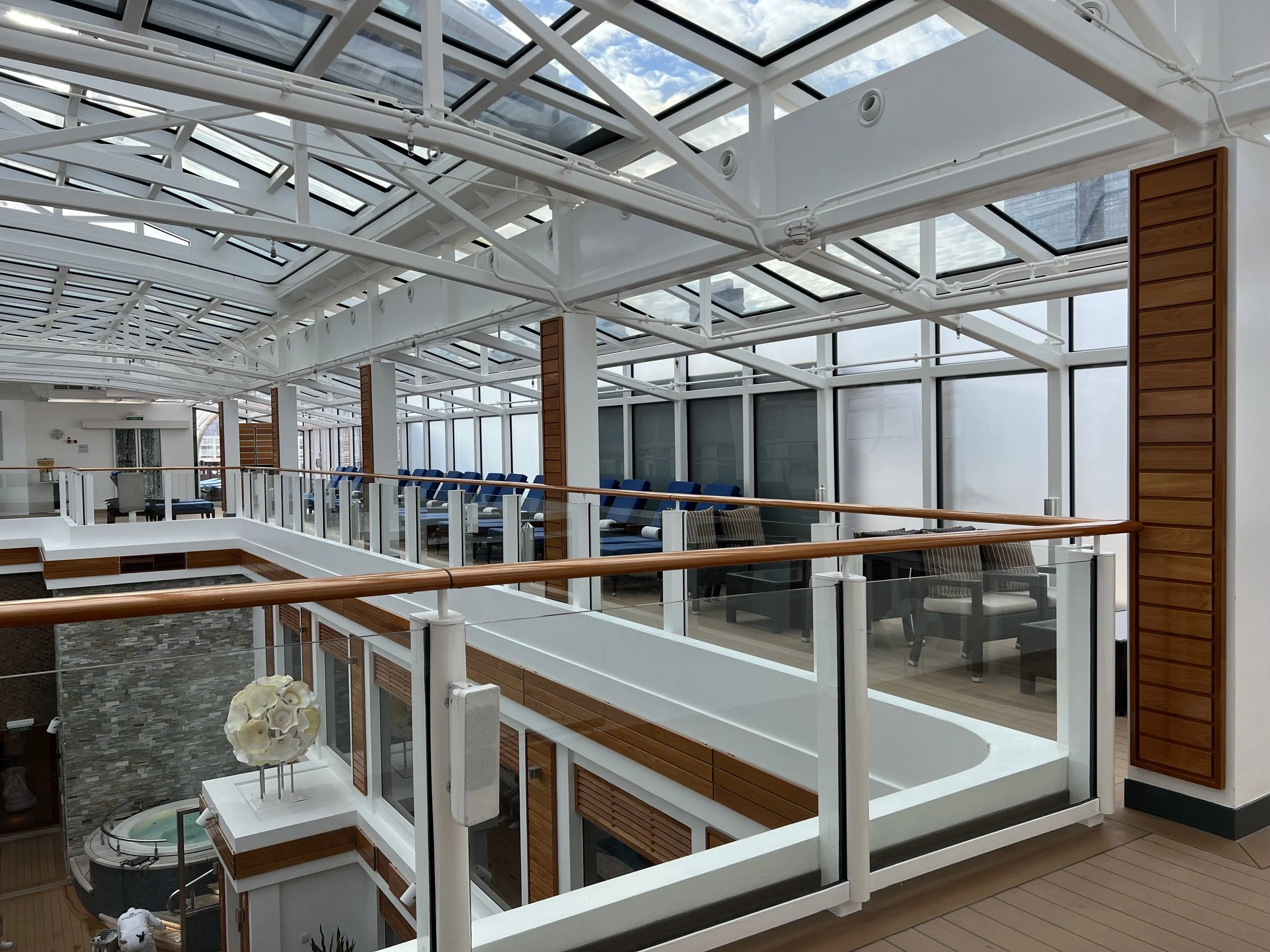 The Haven Courtyard onboard Norwegian Escape, © Fraser at Sea