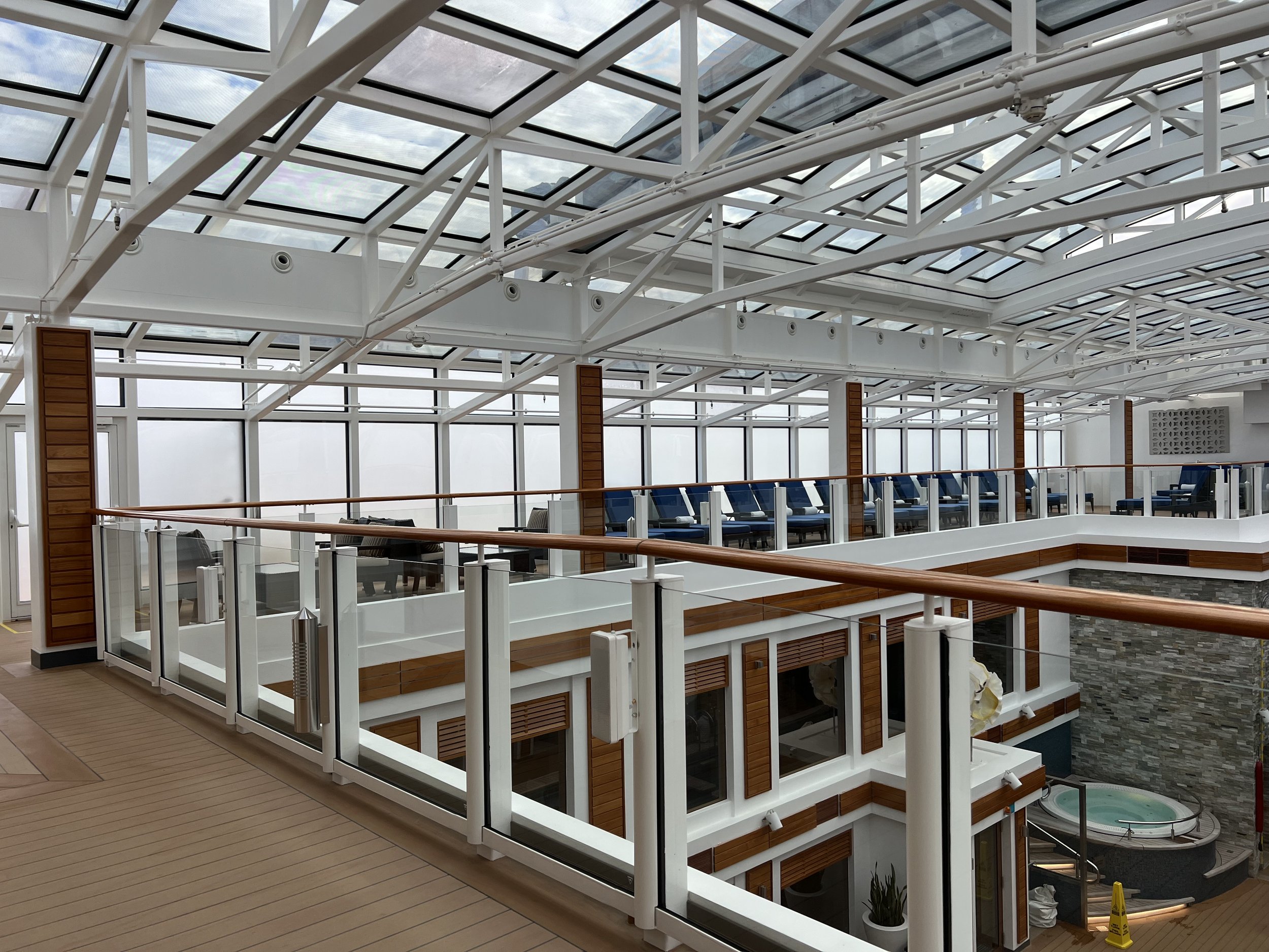 The Haven Courtyard onboard Norwegian Escape, © Fraser at Sea