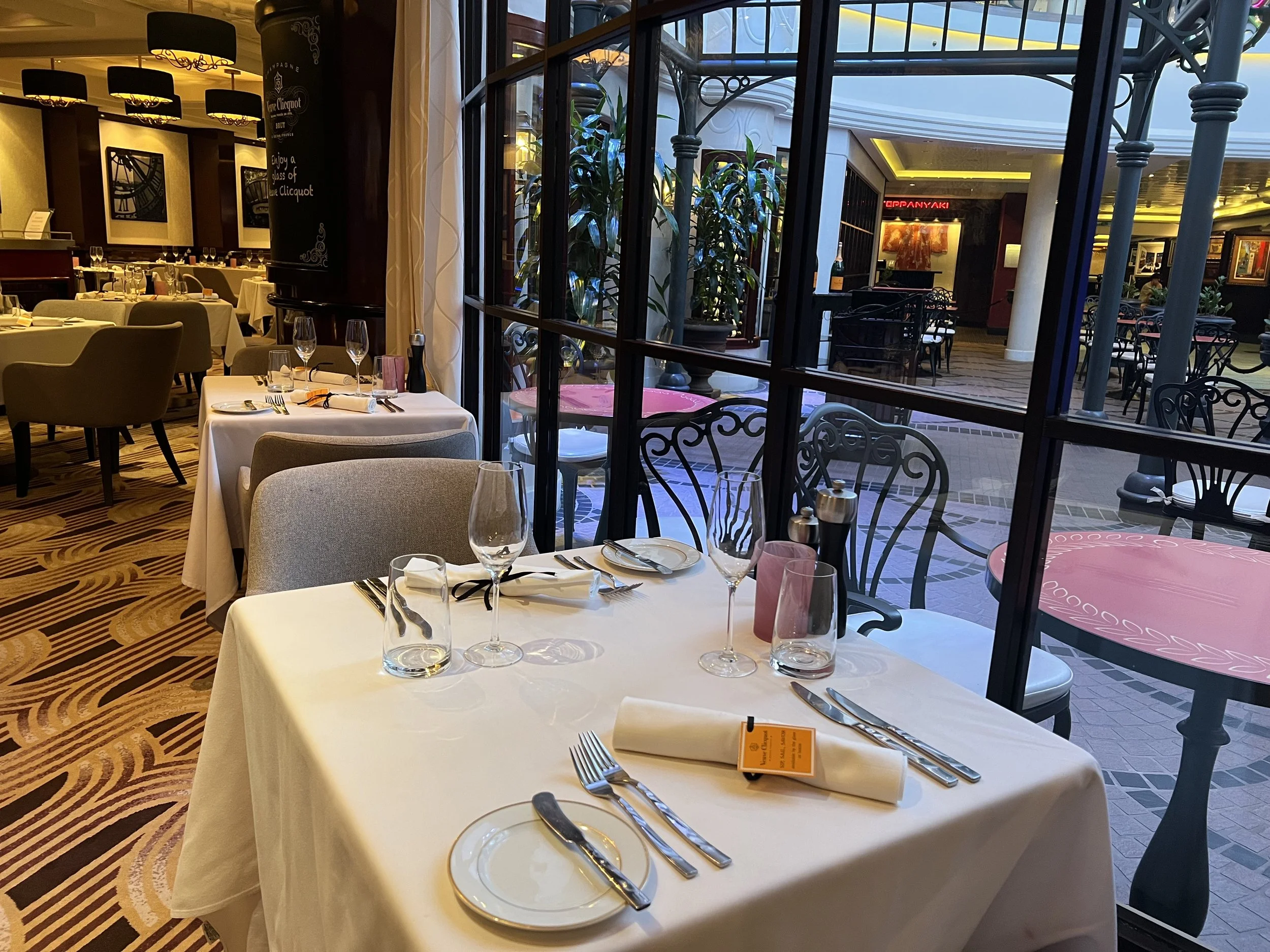 Le Bistro's Interior onboard Norwegian Escape, © Fraser at Sea