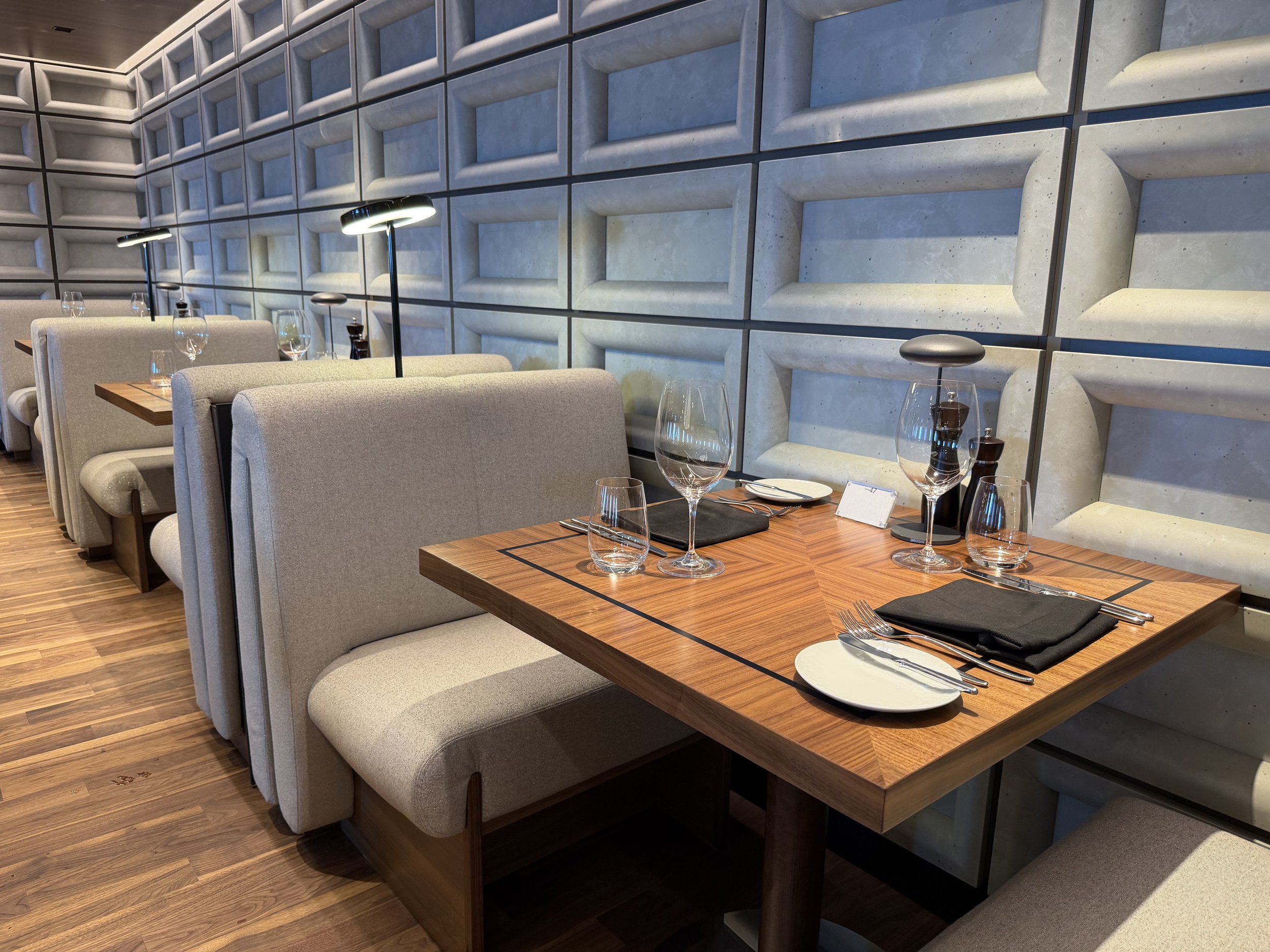 Cagney's Steakhouse onboard Norwegian Luna, © Fraser at Sea