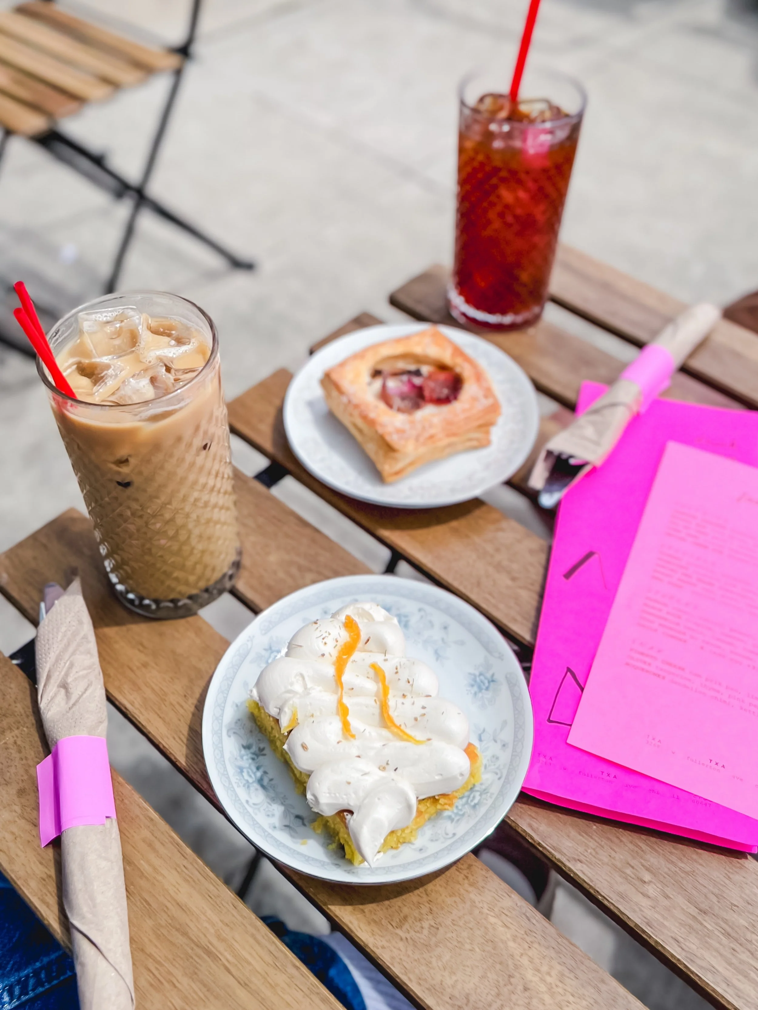 📍 txa txa club, logan square
still thinking about my @txatxaclub visit before @lsfarmersmarket last weekend 💭 we ordered &mdash;

🍊 orange sesame iced latte (with house-made syrup) 
🌽 corn cake (my new favorite pastry)
🧅 vol-au-vent
🍳 bfast san