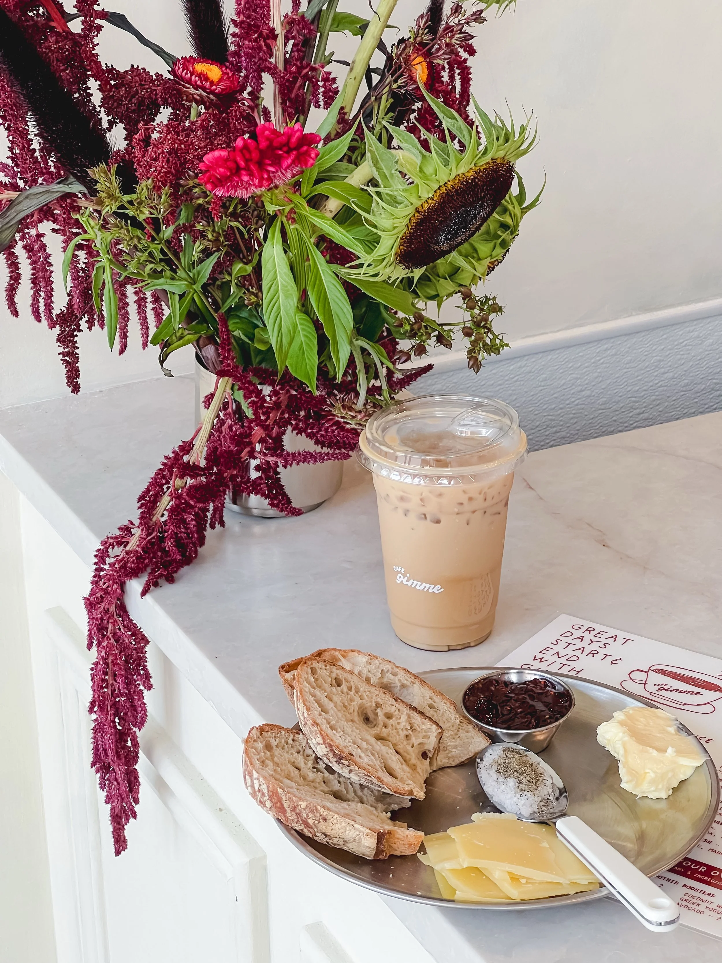 📍 cafe gimme, bucktown
a delicious latte and a morning plate, you can&rsquo;t go wrong. this pairing reminded me so much of copenhagen, one of my absolute favorite places in the world! what a treat to have a little taste of it right here in chicago 